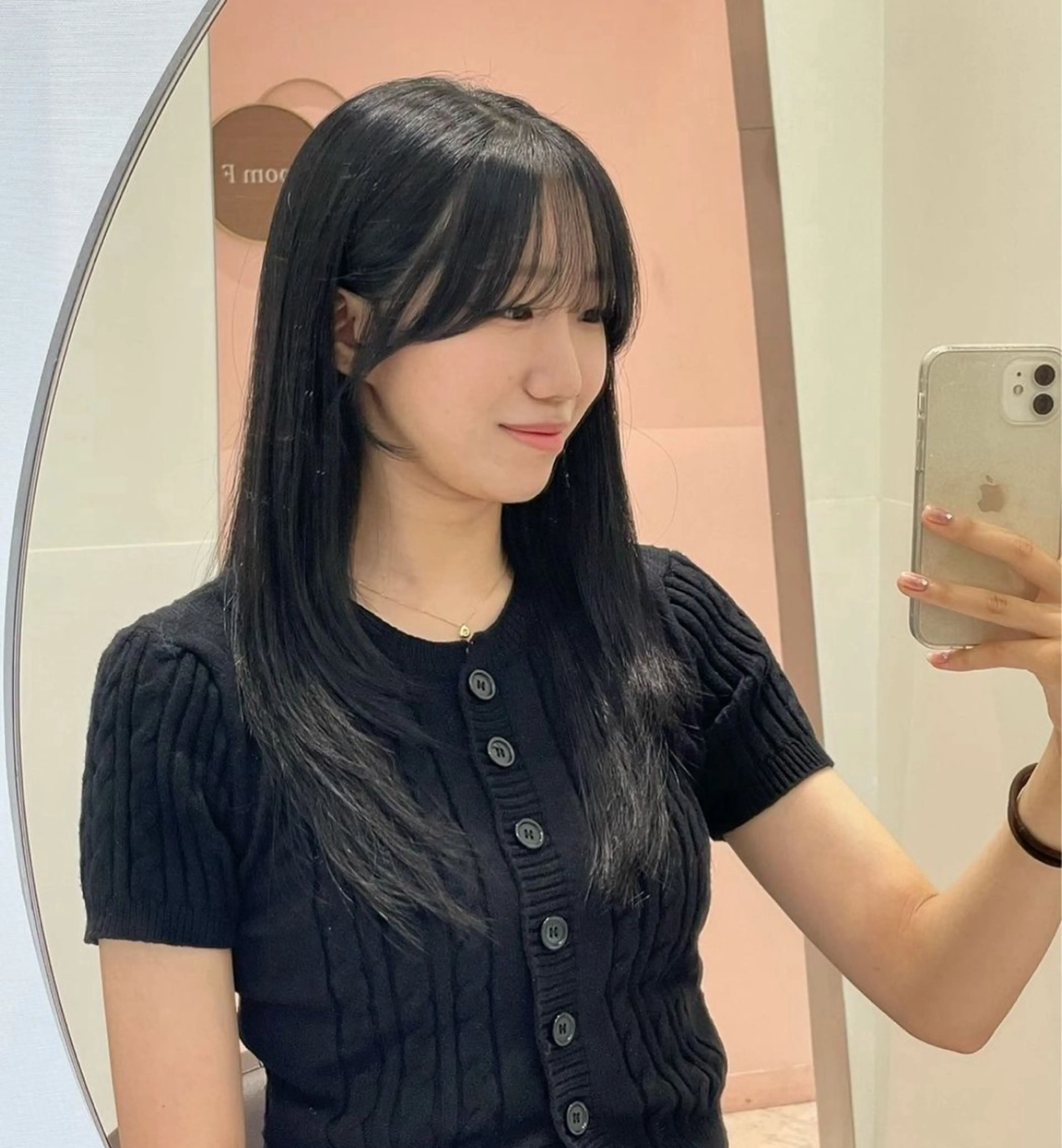 セミロング 韓国風ヘア レイヤーカット カット ヘアカラー トリートメント ❤︎︎韓国ヘア❤︎︎ 𝑺𝒉𝒊𝒉𝒐のヘアスタイル