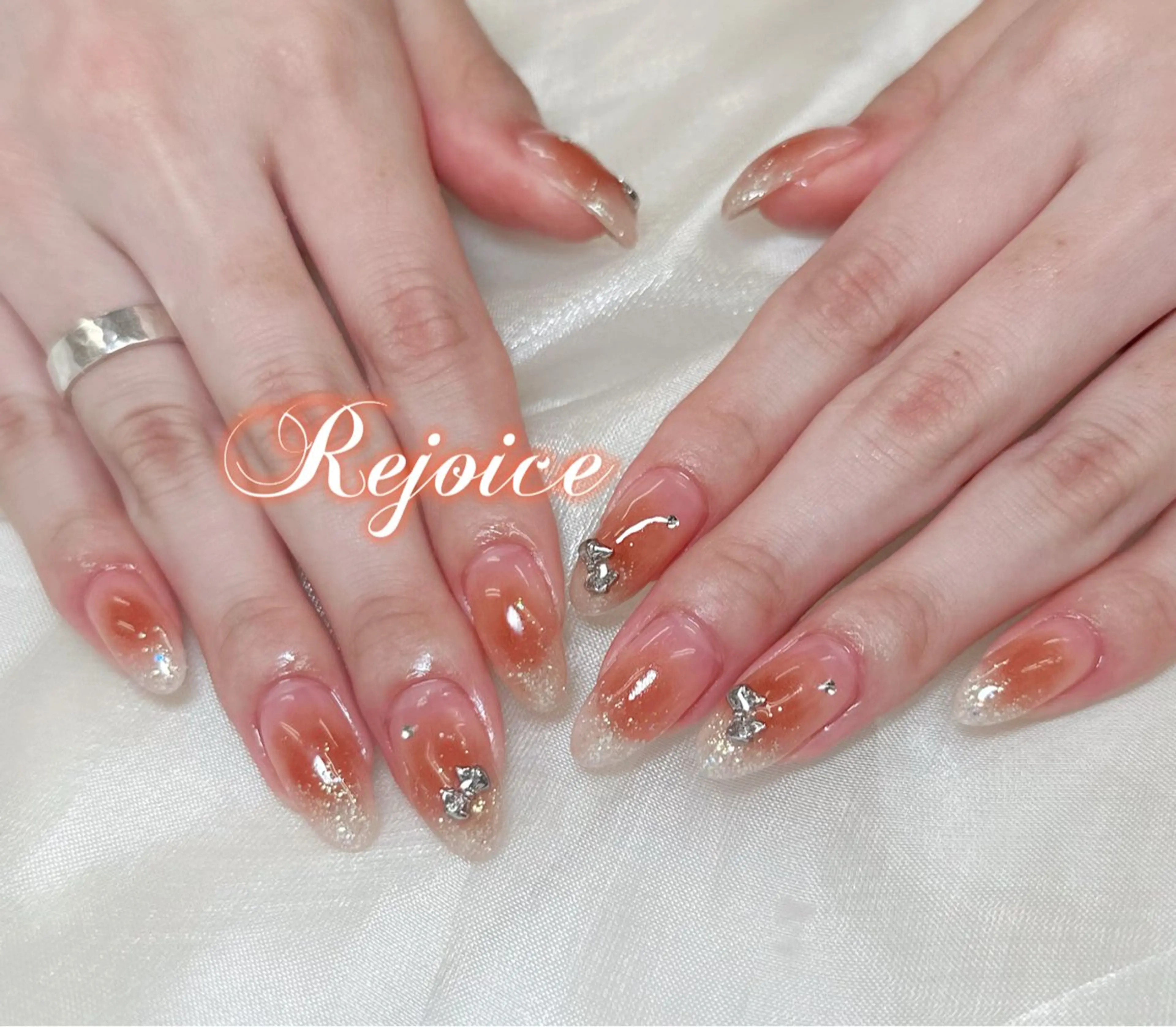 ネイル チークネイル ハンドネイル ネイルサロン リジョイス 渋谷店のネイルデザイン