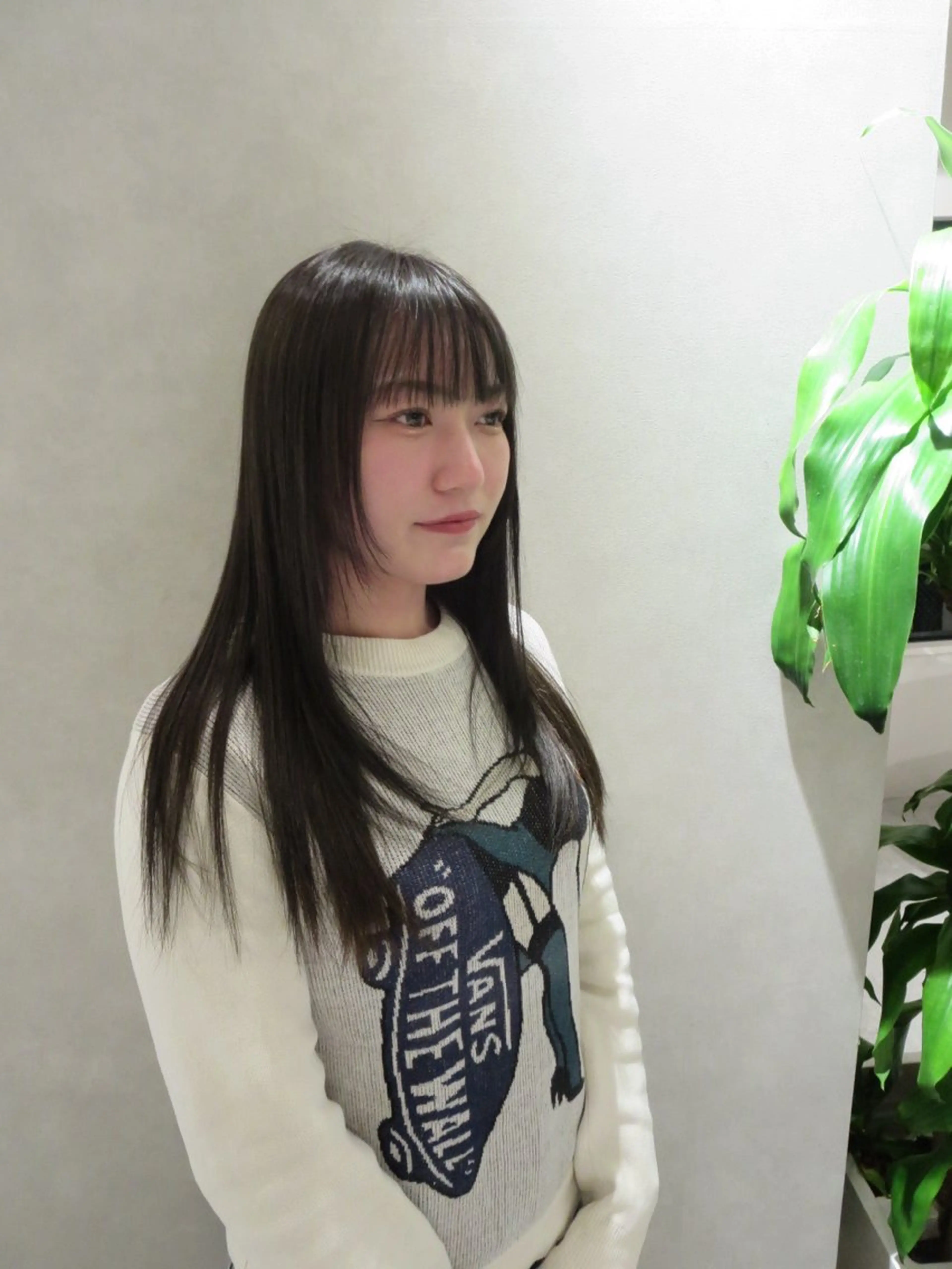 カラー ヒガシ サヨのヘアスタイル