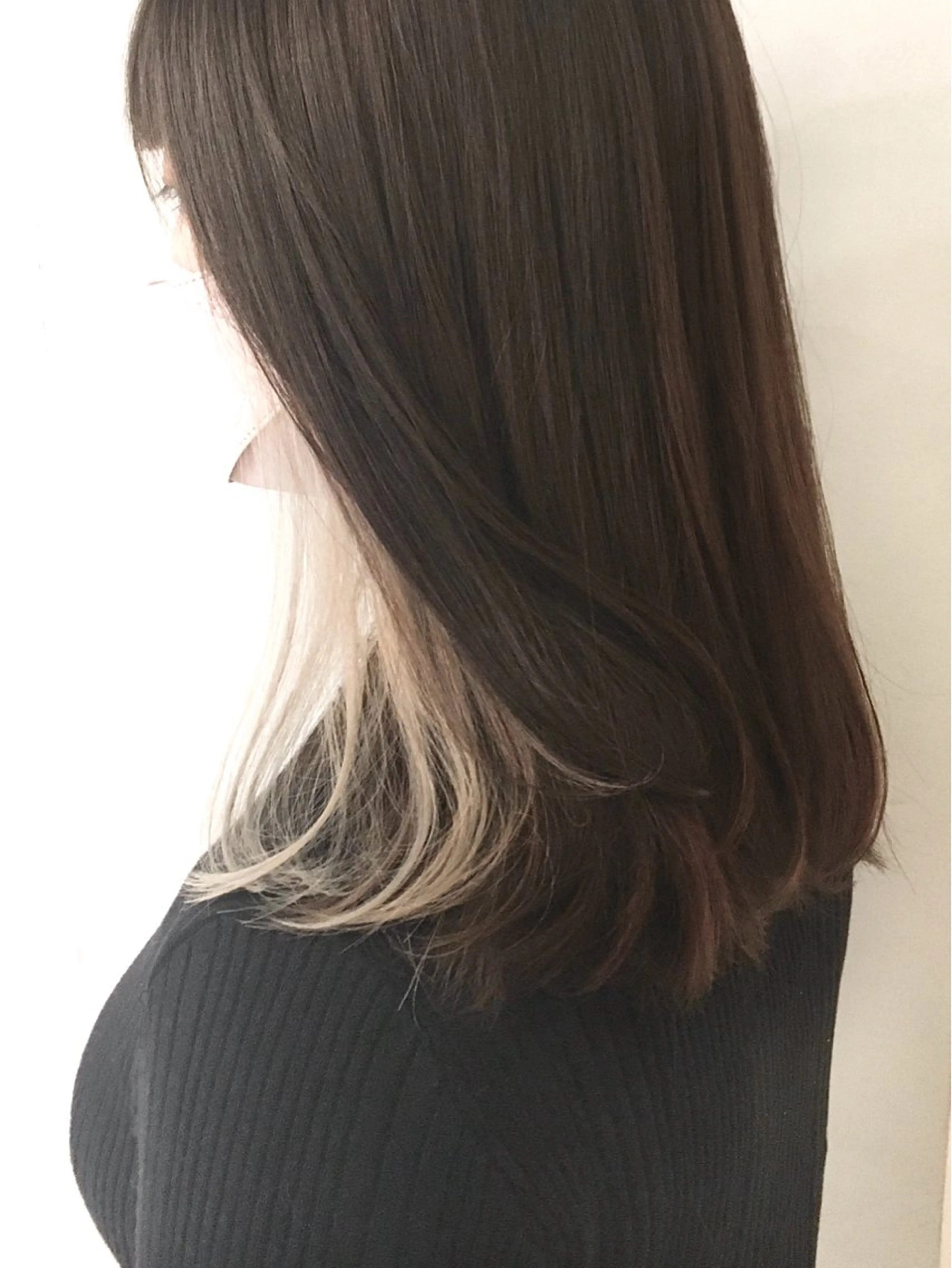 セミロング カラー ヘアアレンジ ベージュカラー ブリーチ インナーカラー ブリーチなしカラー カット ヘアカラー トリートメント Lien所属・marika  / ボブ・オリーブカラーのヘアスタイル