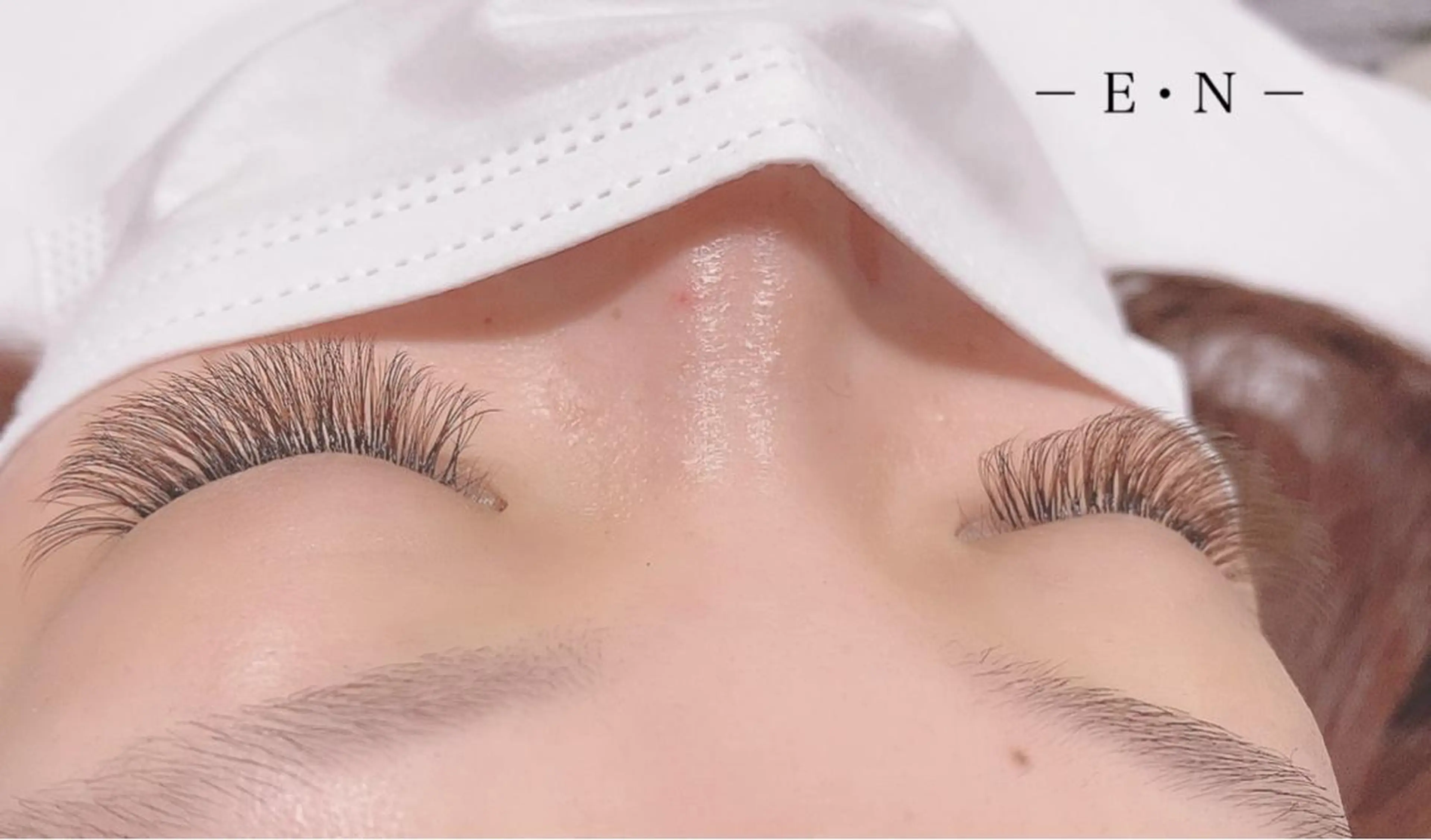 マツエク・マツパ 付け放題 カラーマツエク ボリュームラッシュ E・N(エン)所属・E・N(エン) eyelashのマツエク・マツパデザイン