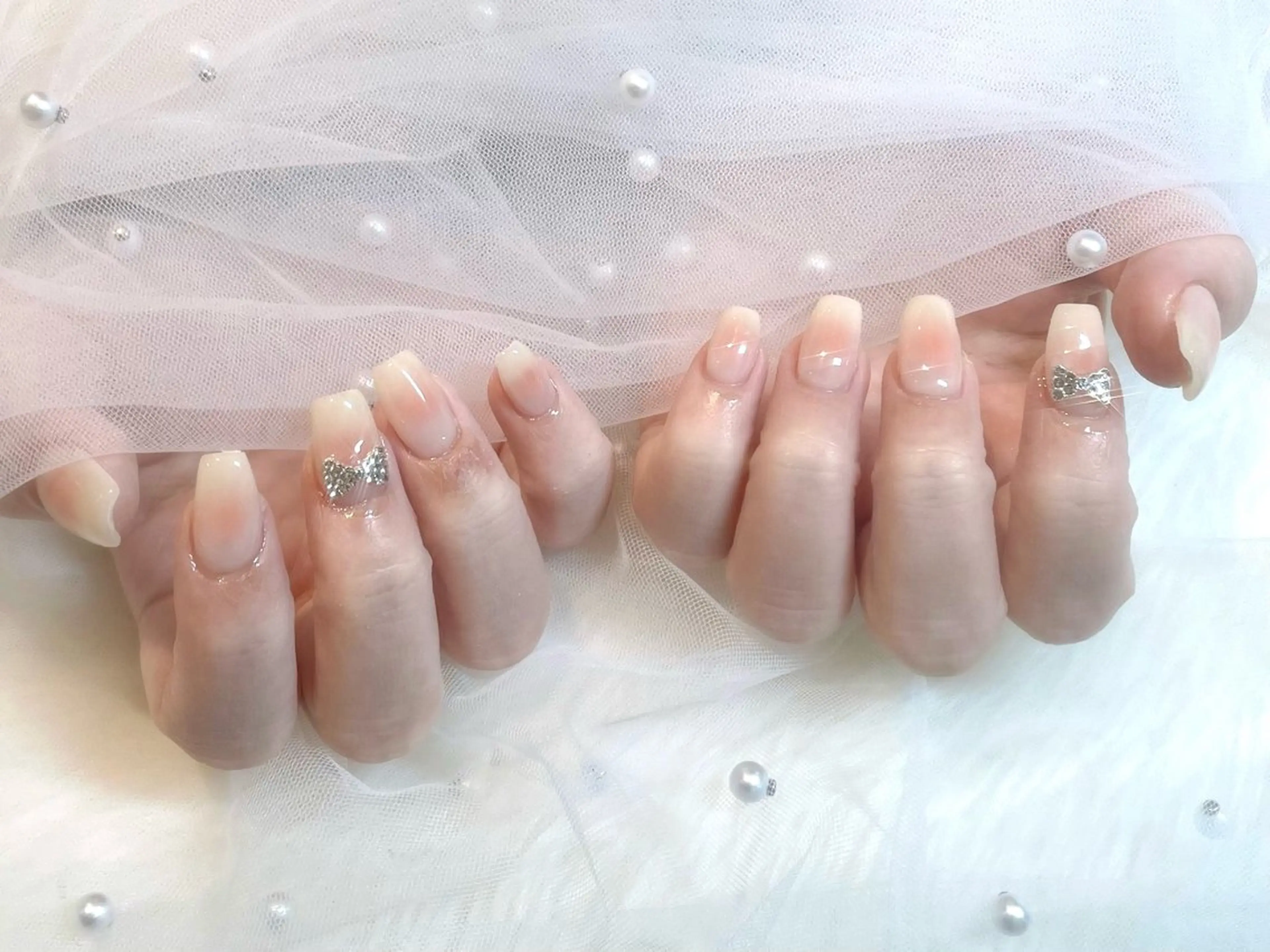 ネイル チークネイル ハンドネイル ANDY💫 KANONのネイルデザイン