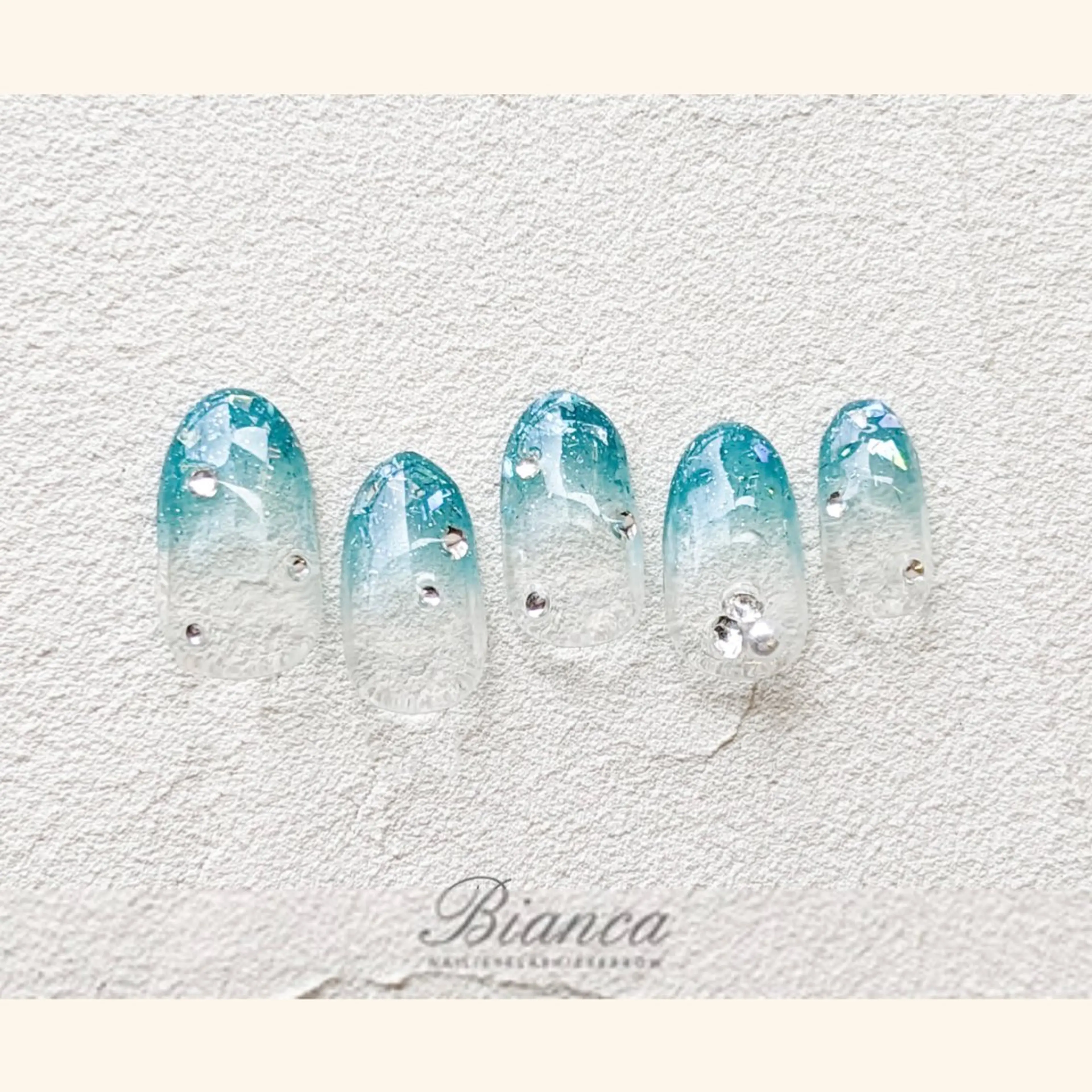 ネイル ハンドネイル Bianca 渡邉🫧のネイルデザイン