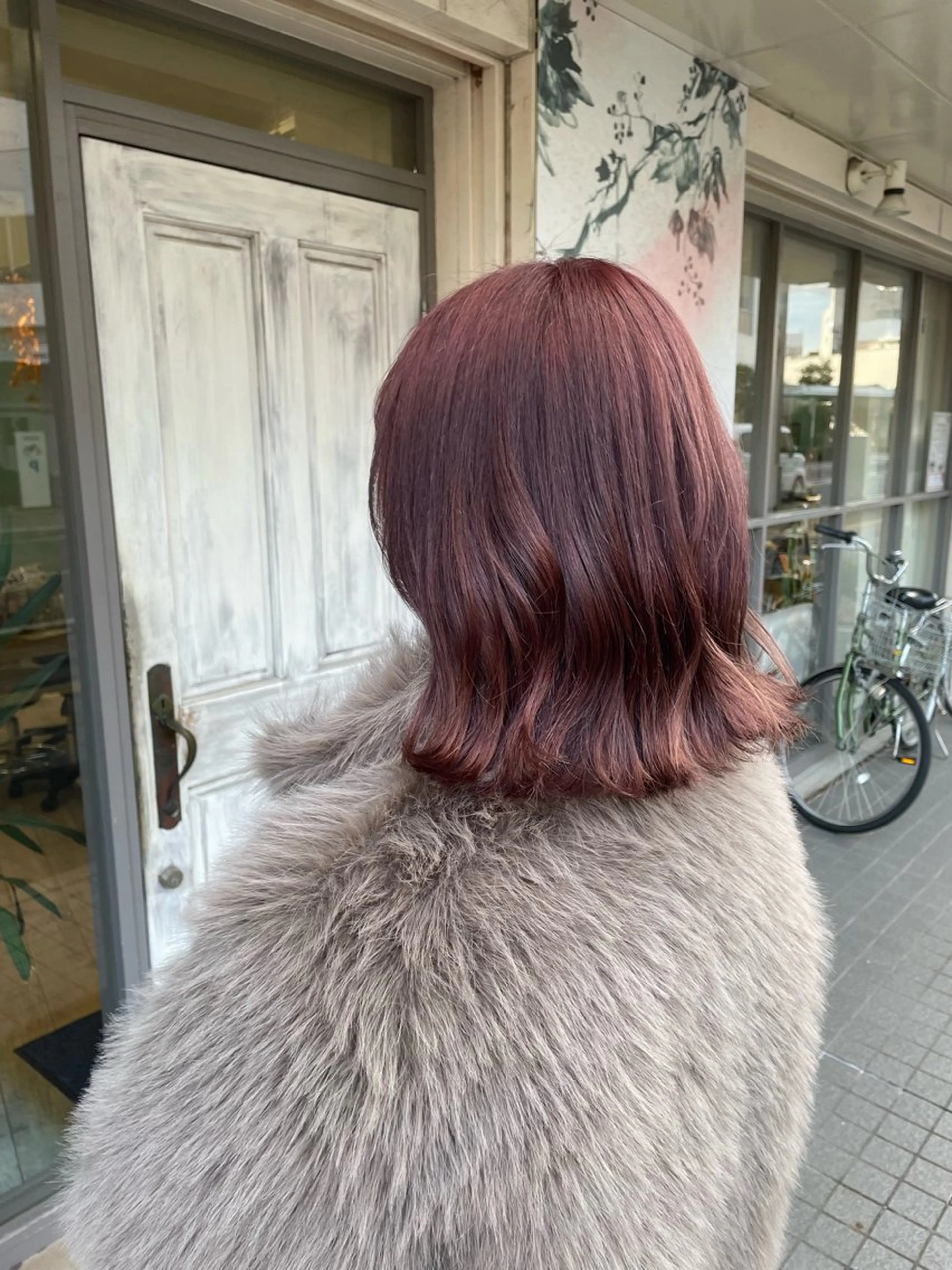 カラー 野中 麻衣のヘアスタイル