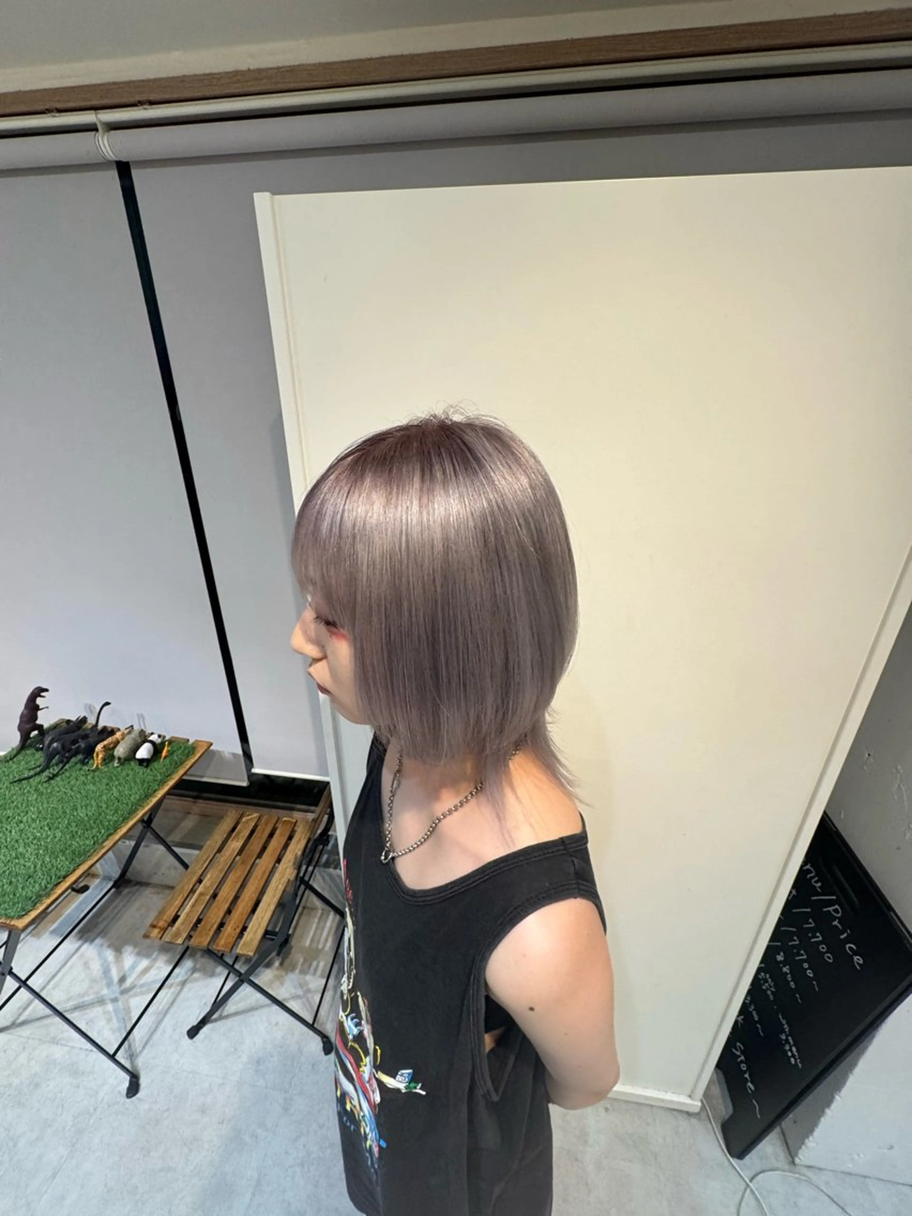ミディアム ヘアカラー ＼ブリーチ頑張る れれ／のヘアスタイル