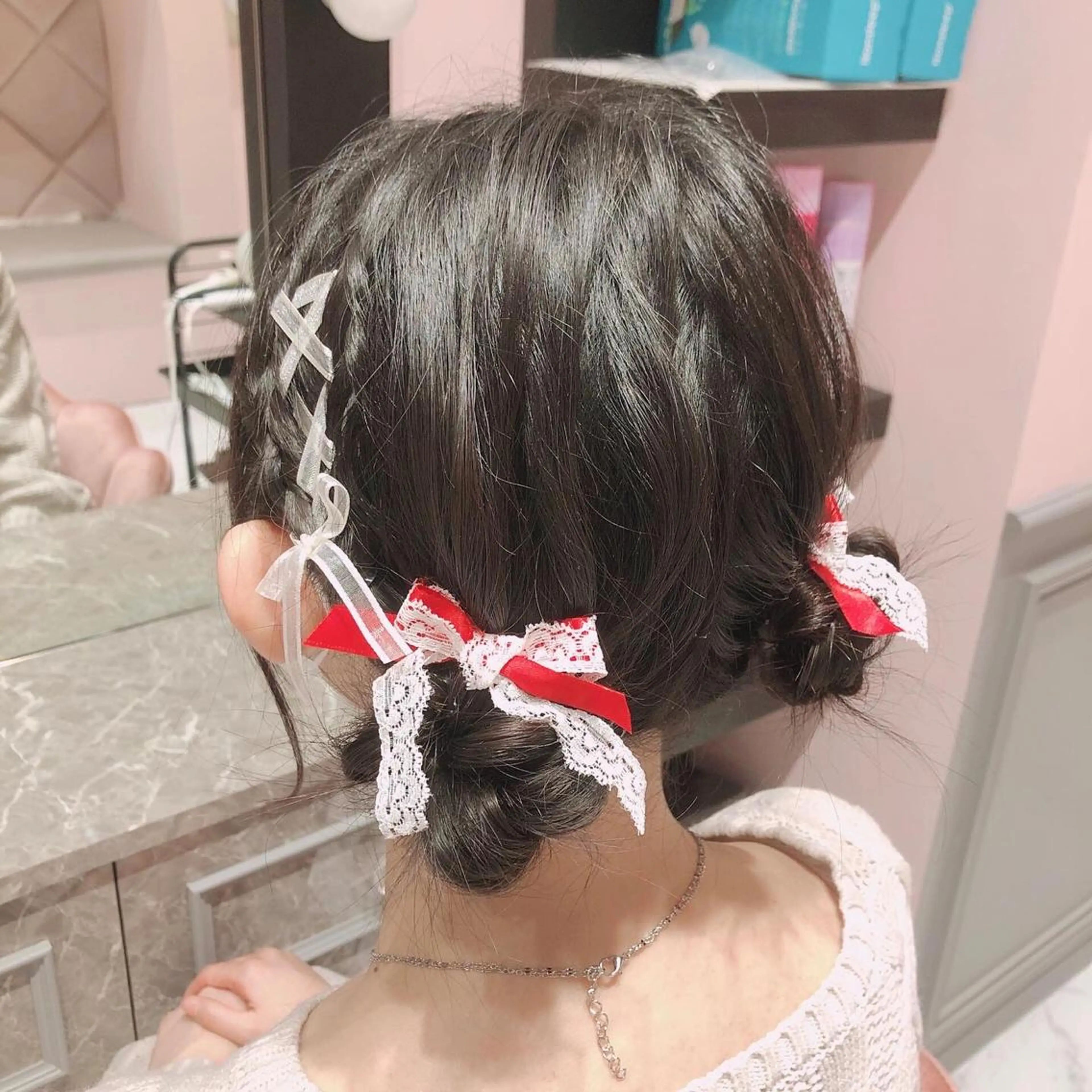 セミロング ヘアアレンジ お団子ヘア Seventeen 秋葉原　୨୧ あすかのヘアスタイル