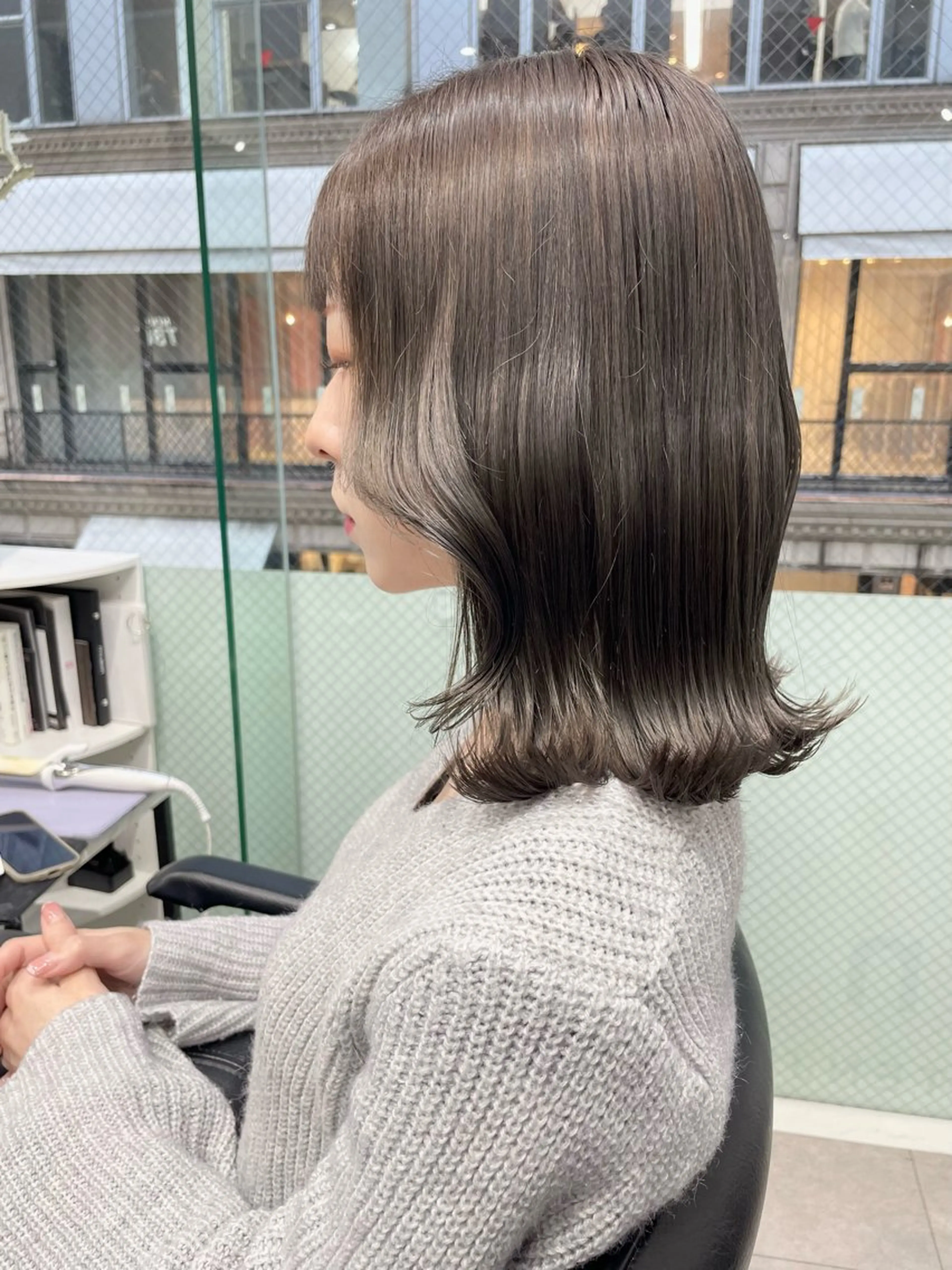 ミディアム カラー カット ヘアカラー トリートメント 髪質改善will hairdesignのヘアスタイル