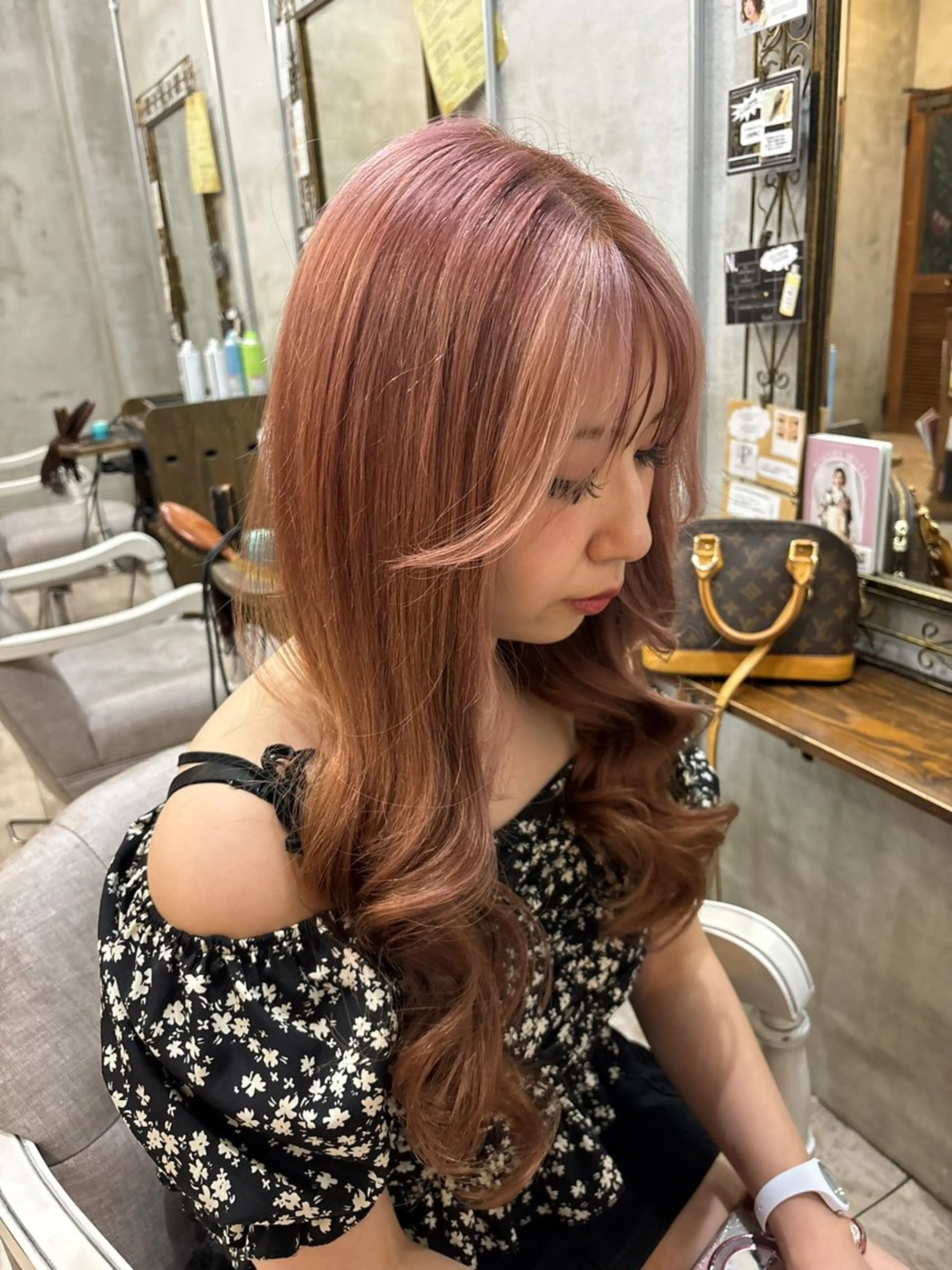ロング カラー ミストバング デザインカラー  フェイスフレーミング 顔周りカット カット ヘアカラー メンズ/ヘアセット/ 顔周りレイヤー/💶のヘアスタイル