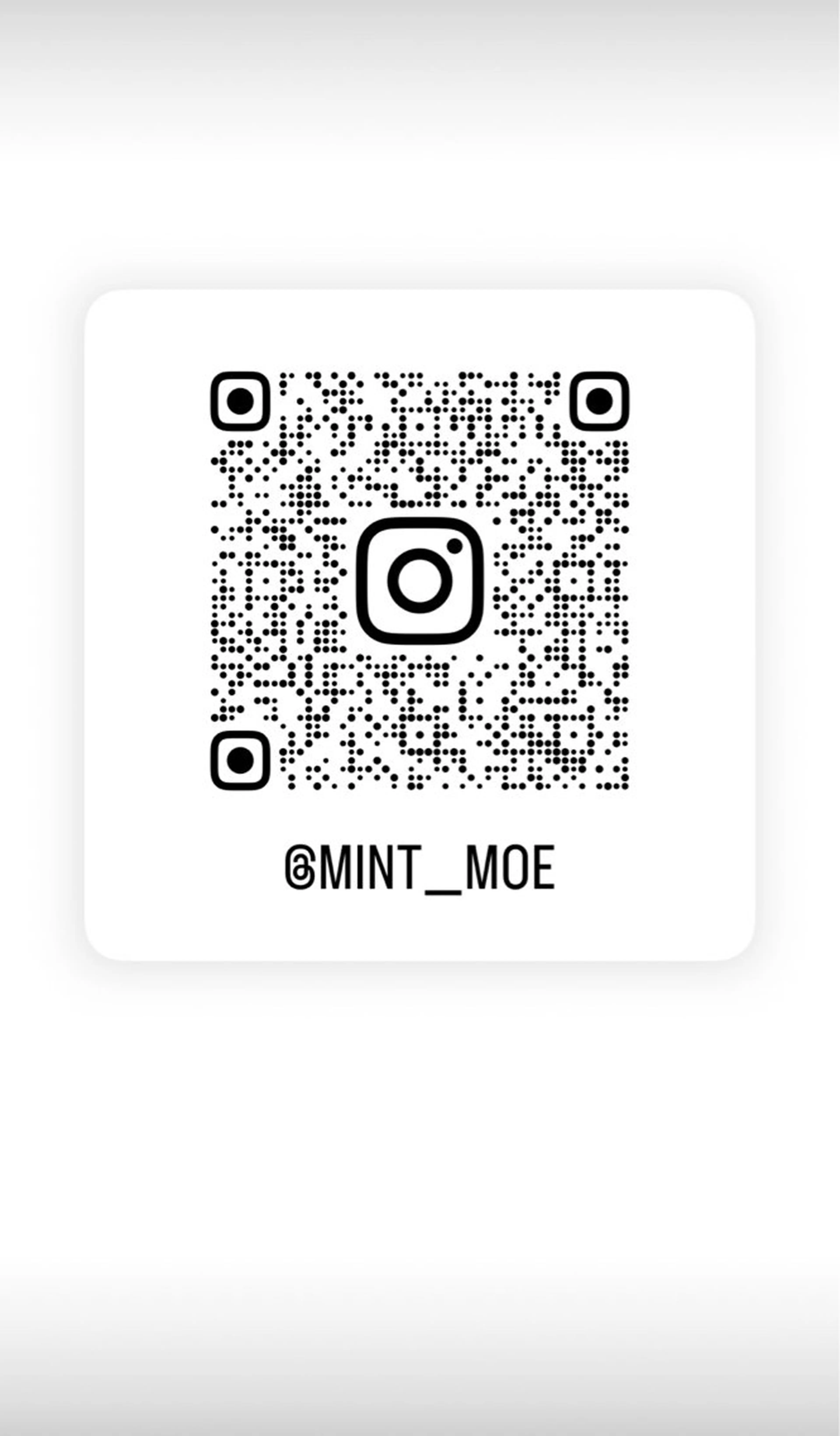 MINT Moeのヘアスタイル