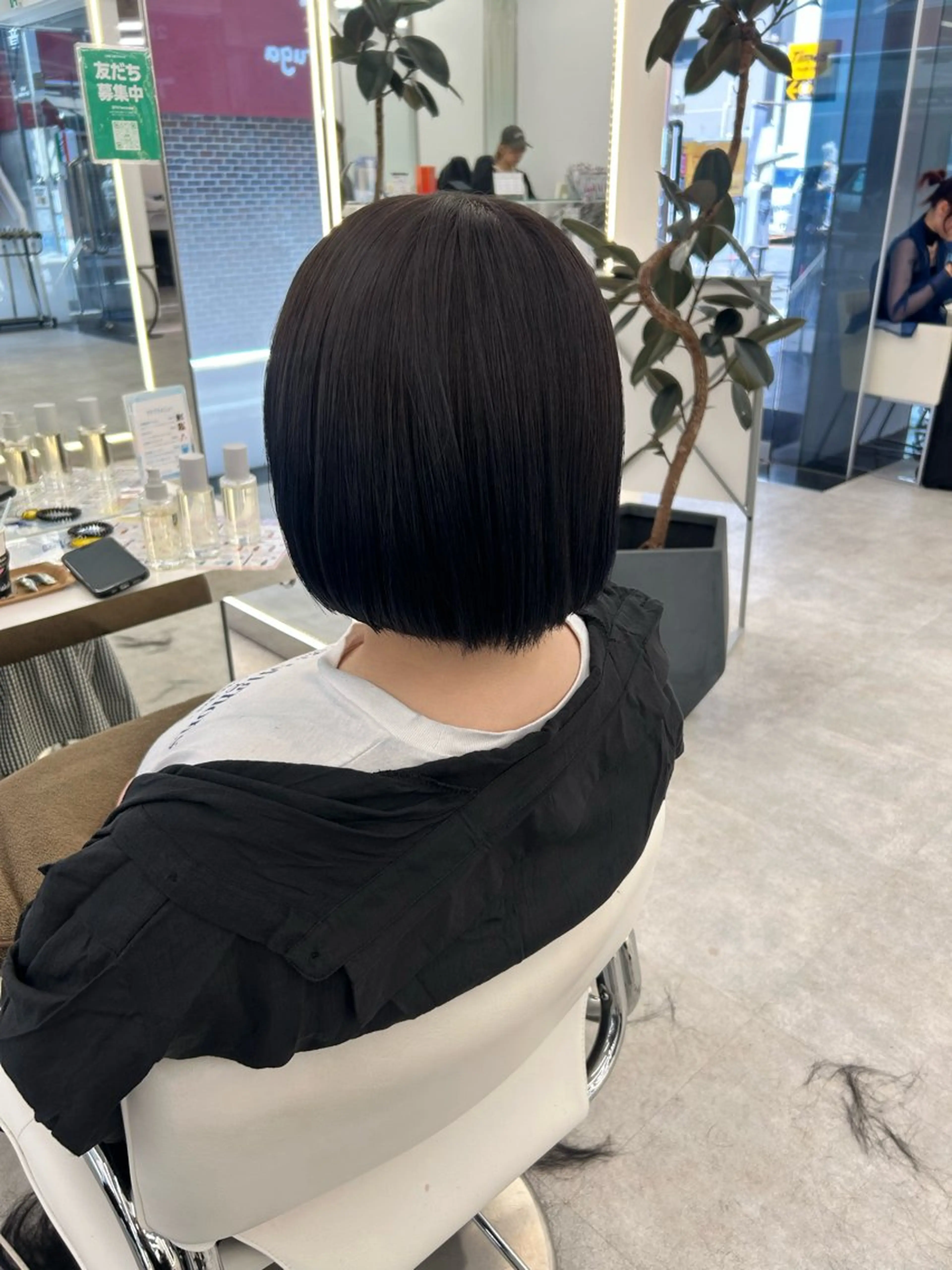 ミディアム カット はるか/ブリーチカラ ー/ヘアアレンジ🤍のヘアスタイル