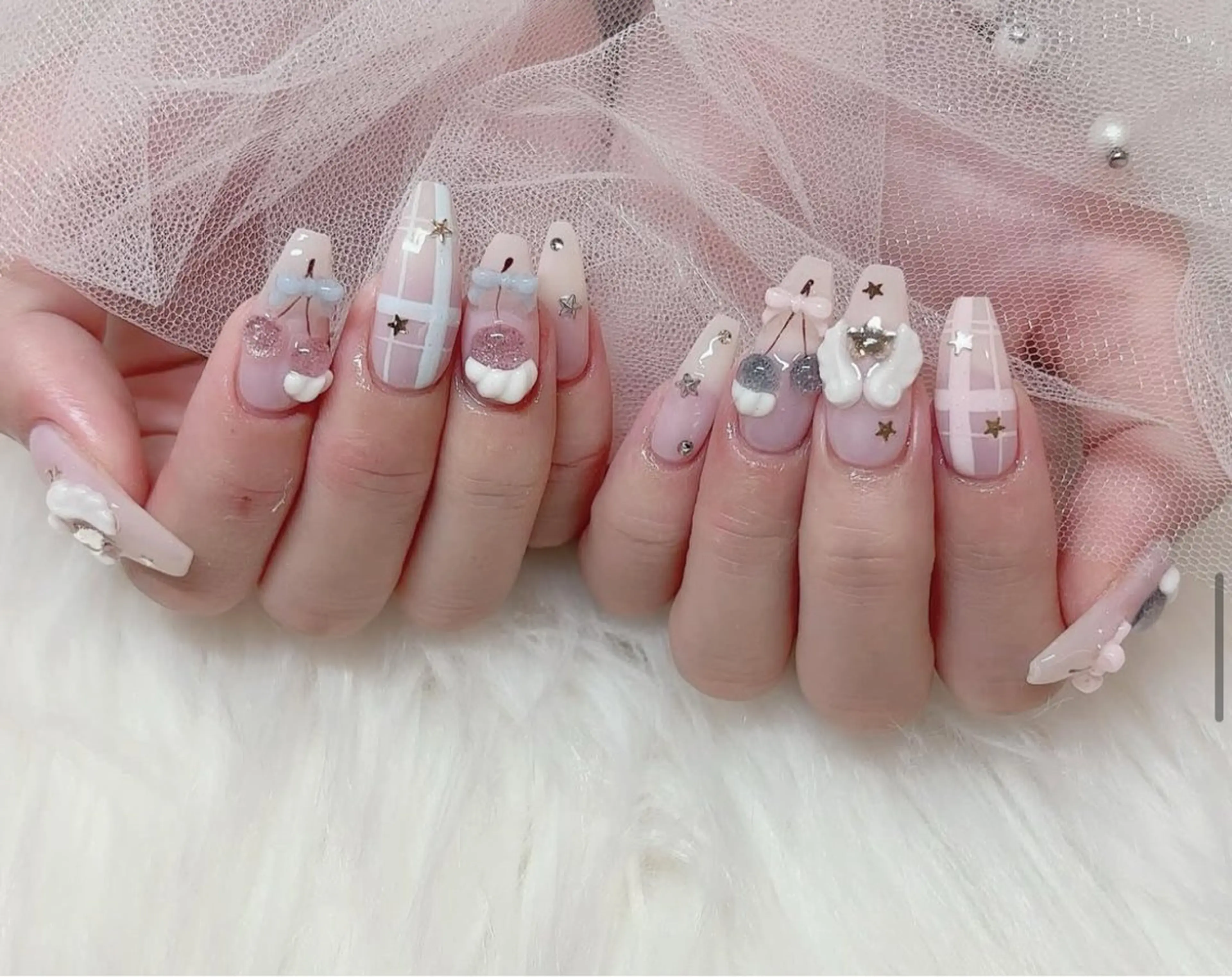 ネイル アートネイル フレンチネイル ジェルネイル キラキラネイル ニュアンスネイル ハンドネイル Ryunail所属・ryunail shinokuboのネイルデザイン