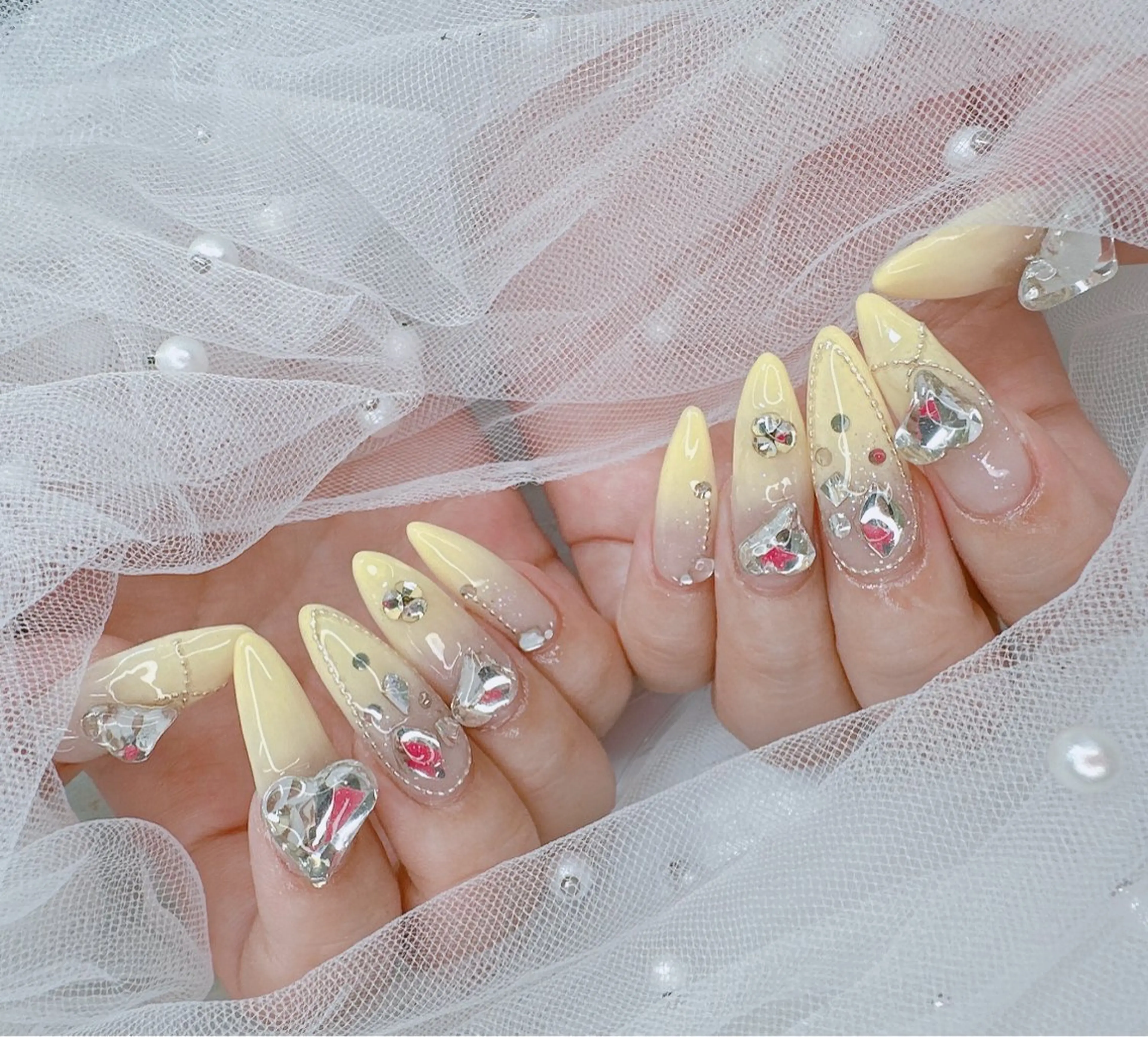 ネイル R nailsalon所属・R salonのネイルデザイン