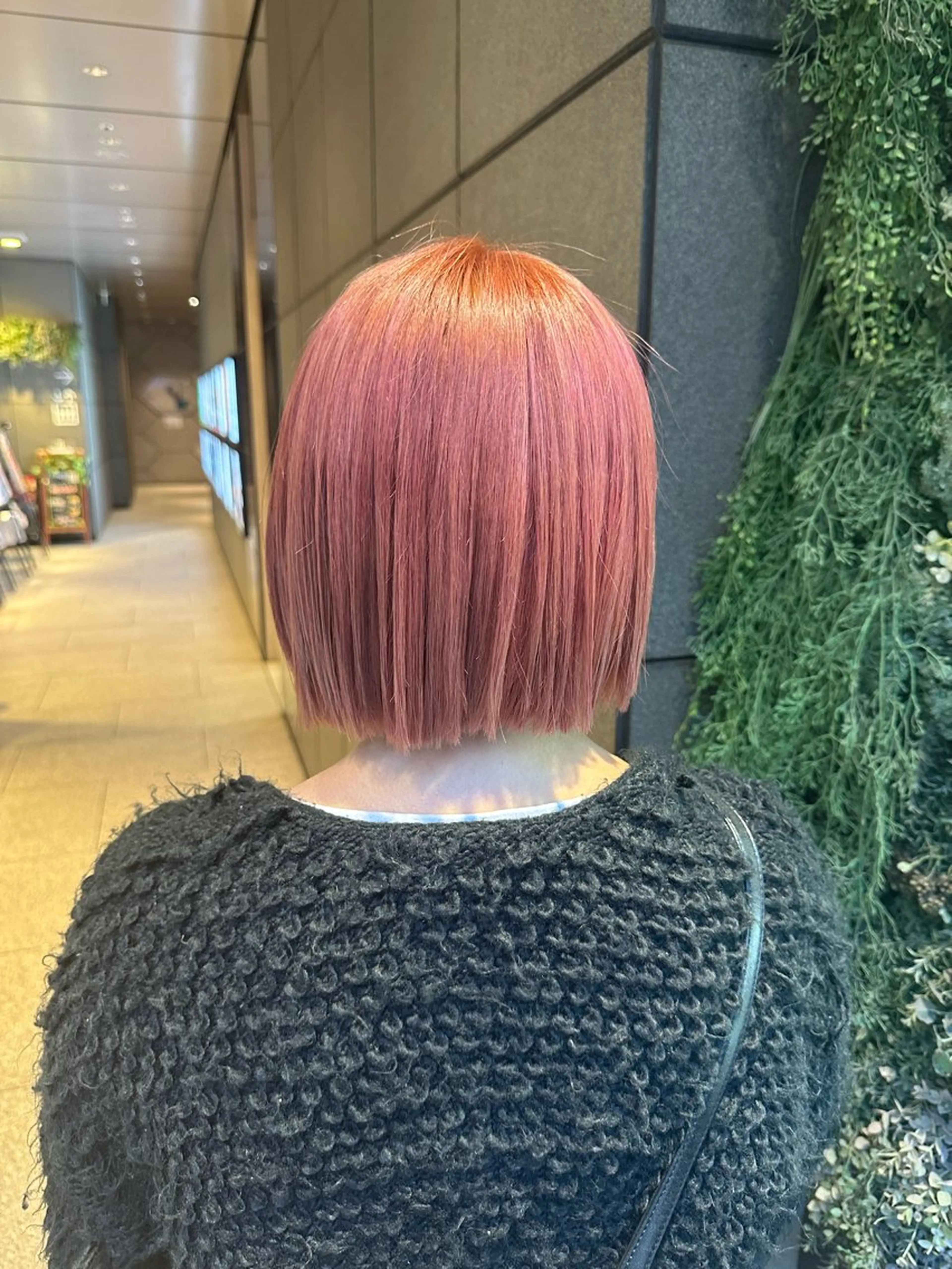 ショート カラー SALOWIN    銀座RAY 2所属・yamashika honokaのヘアスタイル