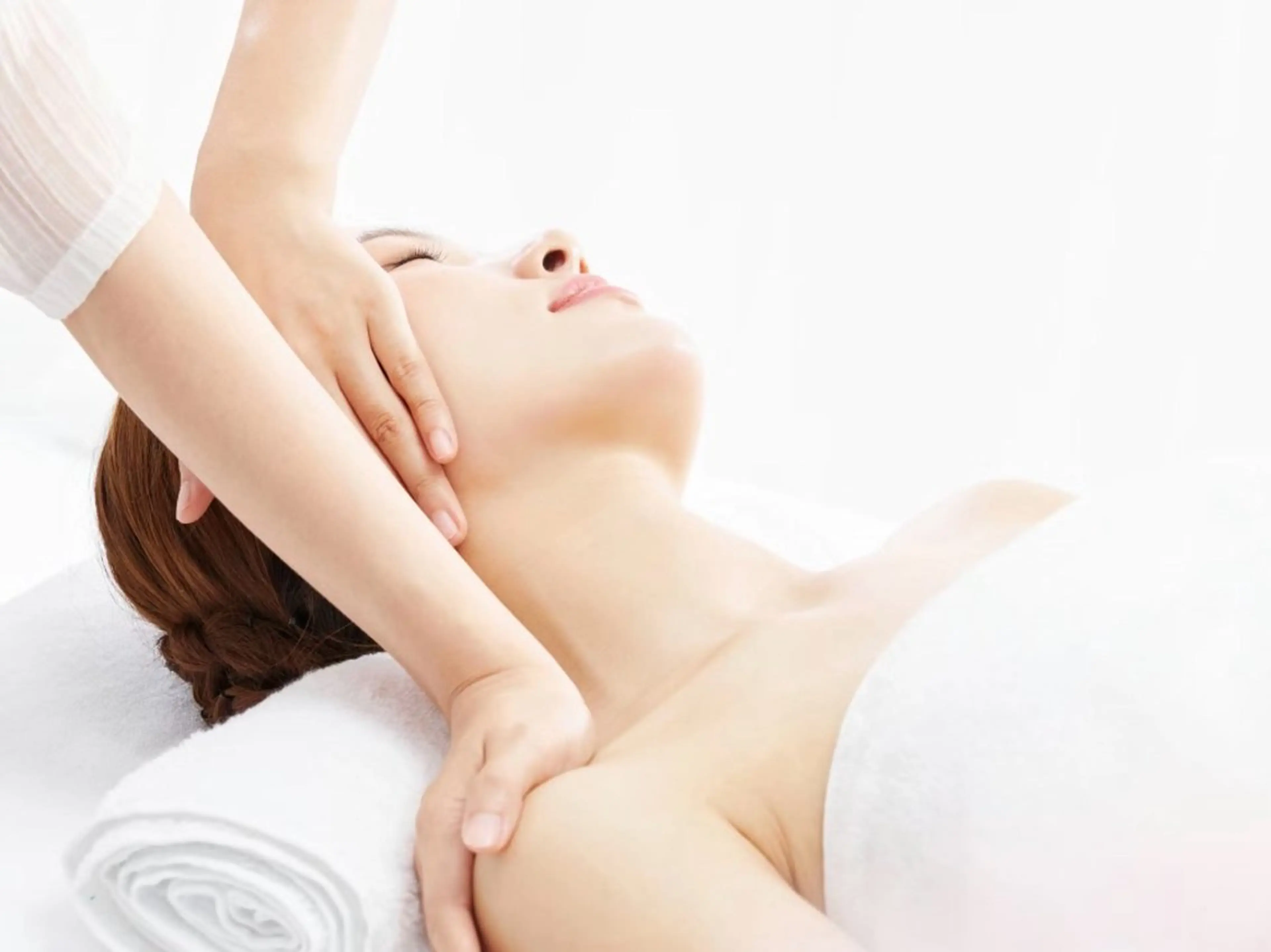 【肌質改善】美肌フェイシャル+毛穴洗浄+首肩デコルテ60分¥7800→¥5800円の写真