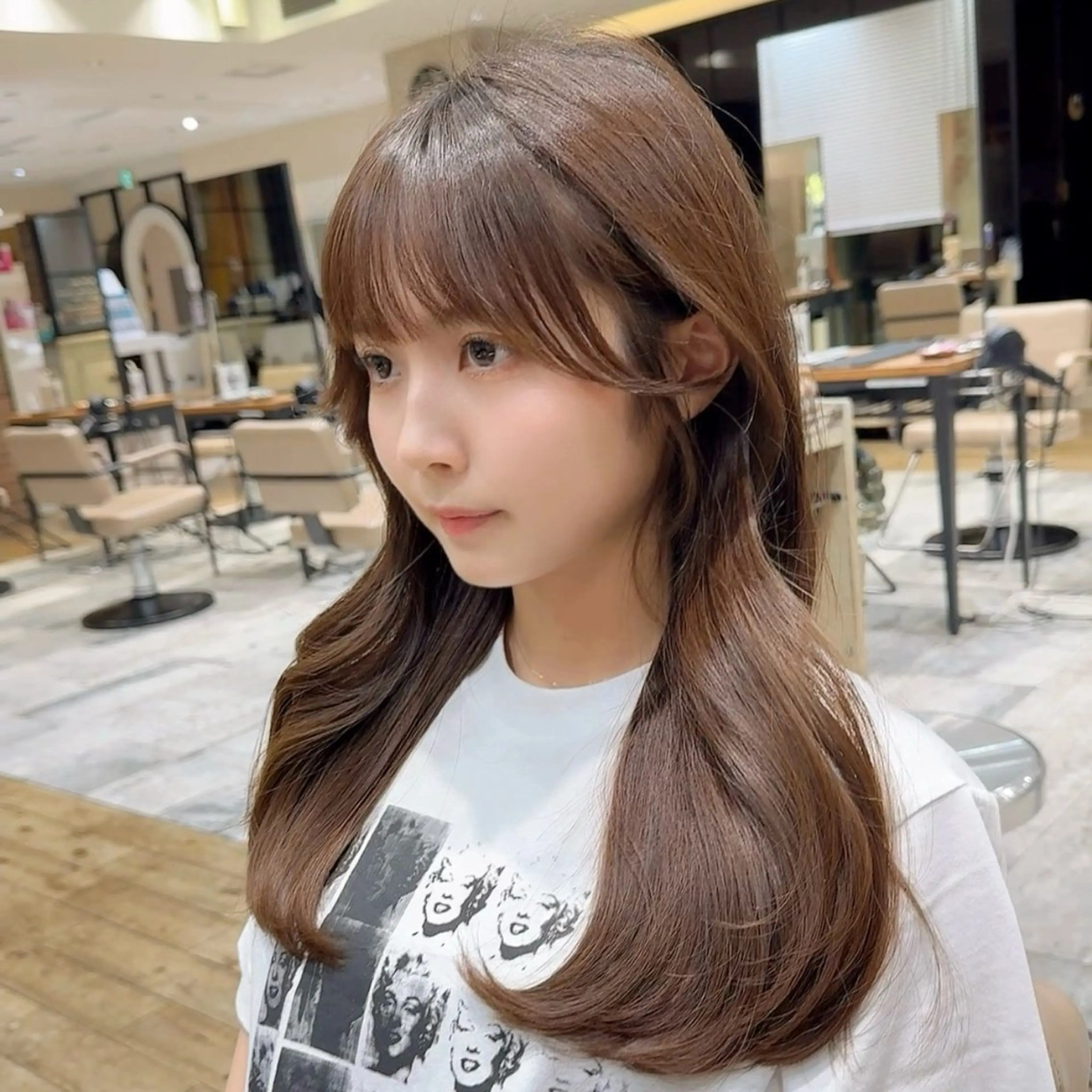 ロング カット トリートメント 新宿/レイヤー 顔周りカット溝手優太のヘアスタイル