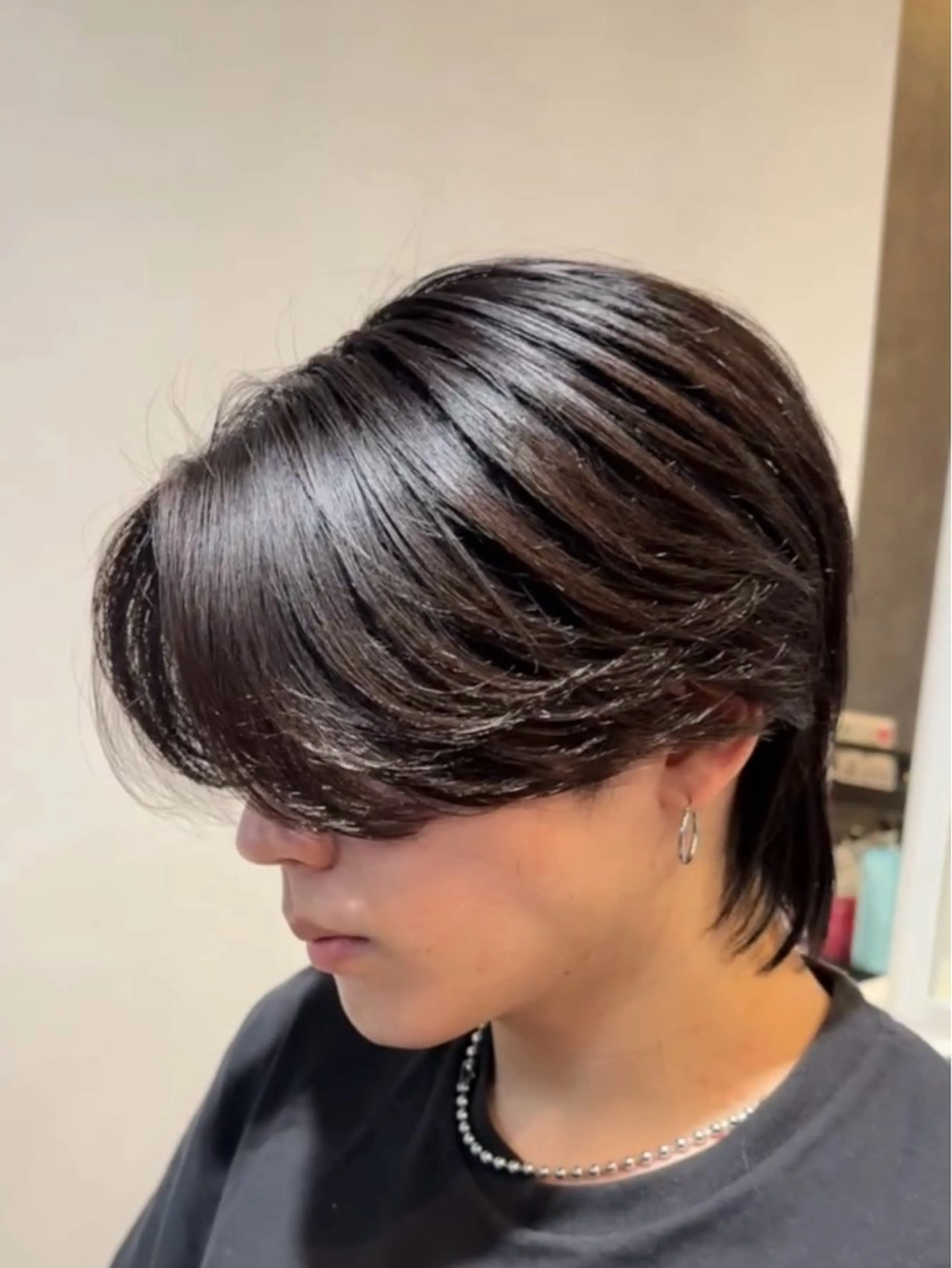 ミディアム メンズ センターパート 縮毛矯正 ulus OSAKA所属・福井 太暉のヘアスタイル