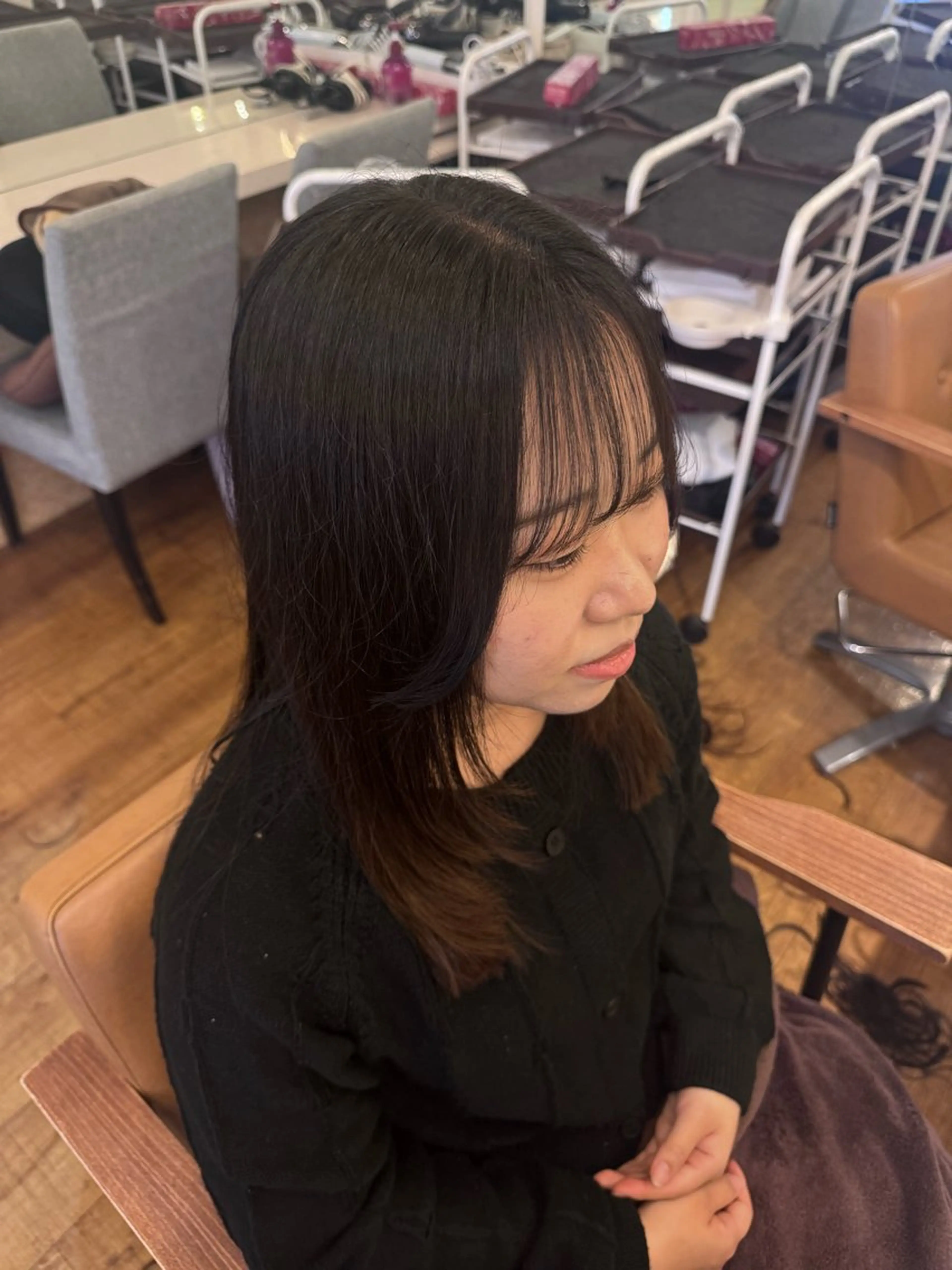 ミディアム KAMI-YU所属・森 千明のヘアスタイル