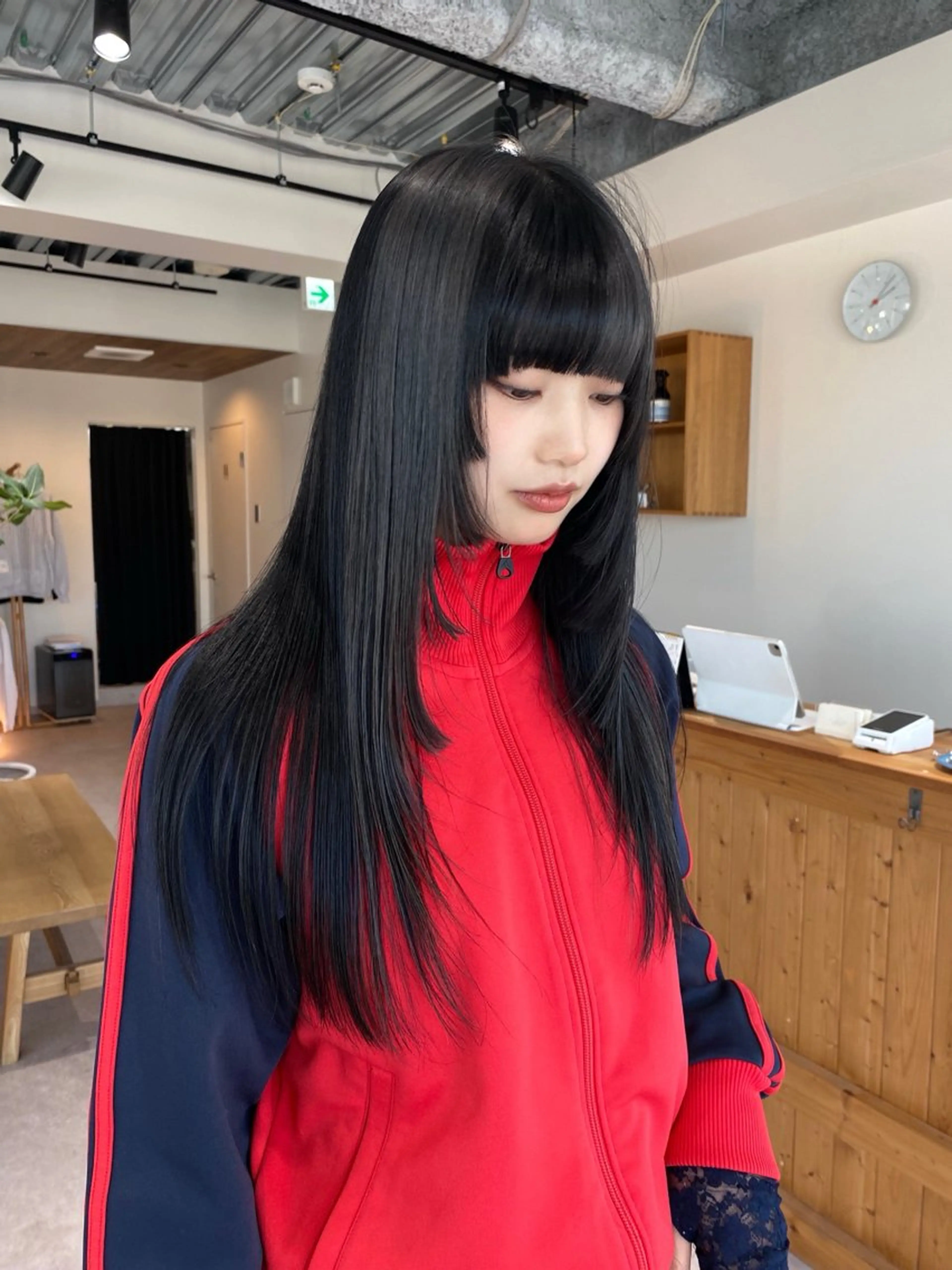 ロング カラー デザインカラー ヘアカラー トリートメント iroha/ n.w.h🎀のヘアスタイル