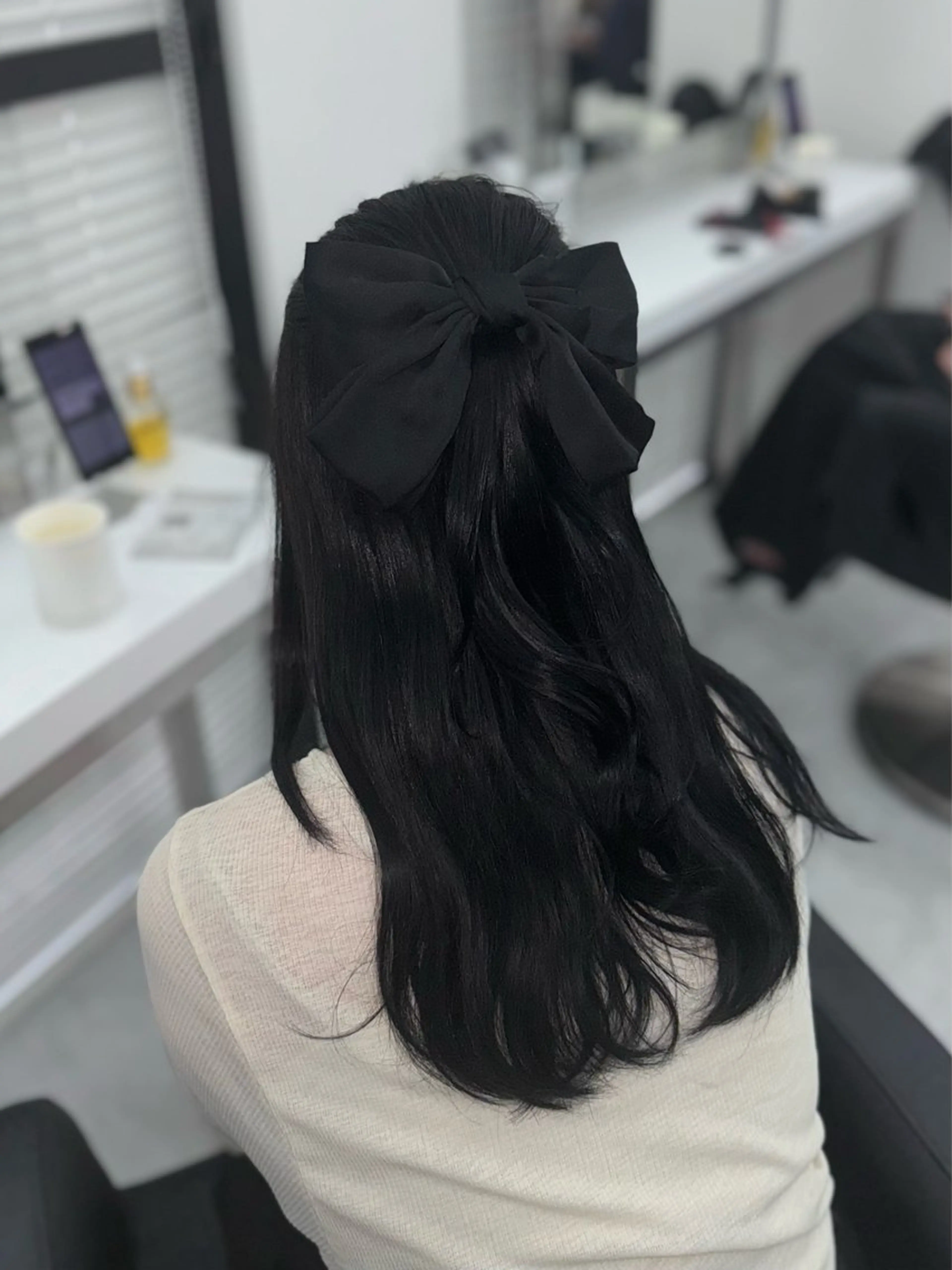 ロング カラー 🩶niina 暗髪韓国系カラー🩶のヘアスタイル