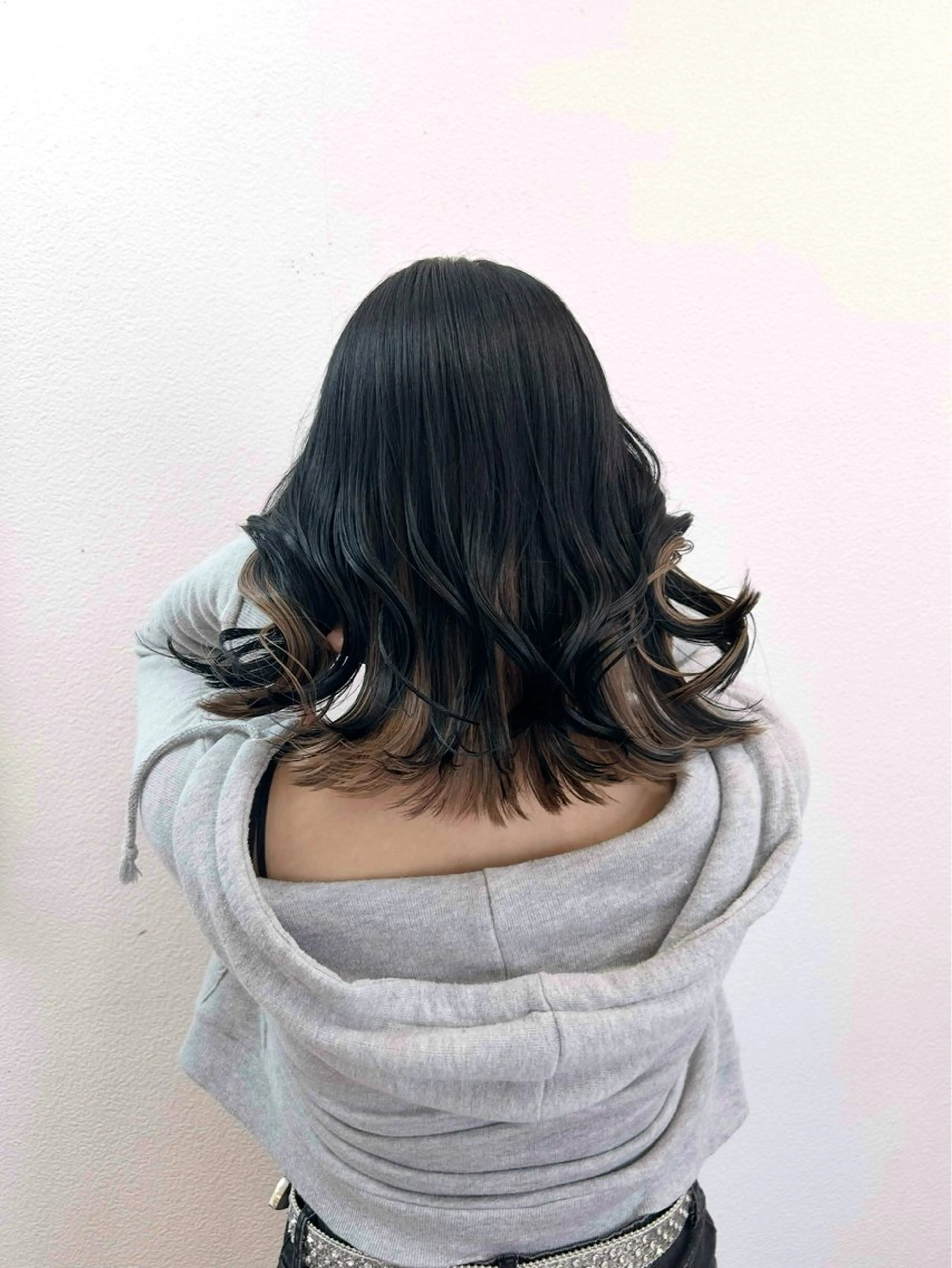 ミディアム カラー ブリーチ ケアブリーチ インナーカラー カット ヘアカラー トリートメント Maya🦋 ハイトーン特化のヘアスタイル