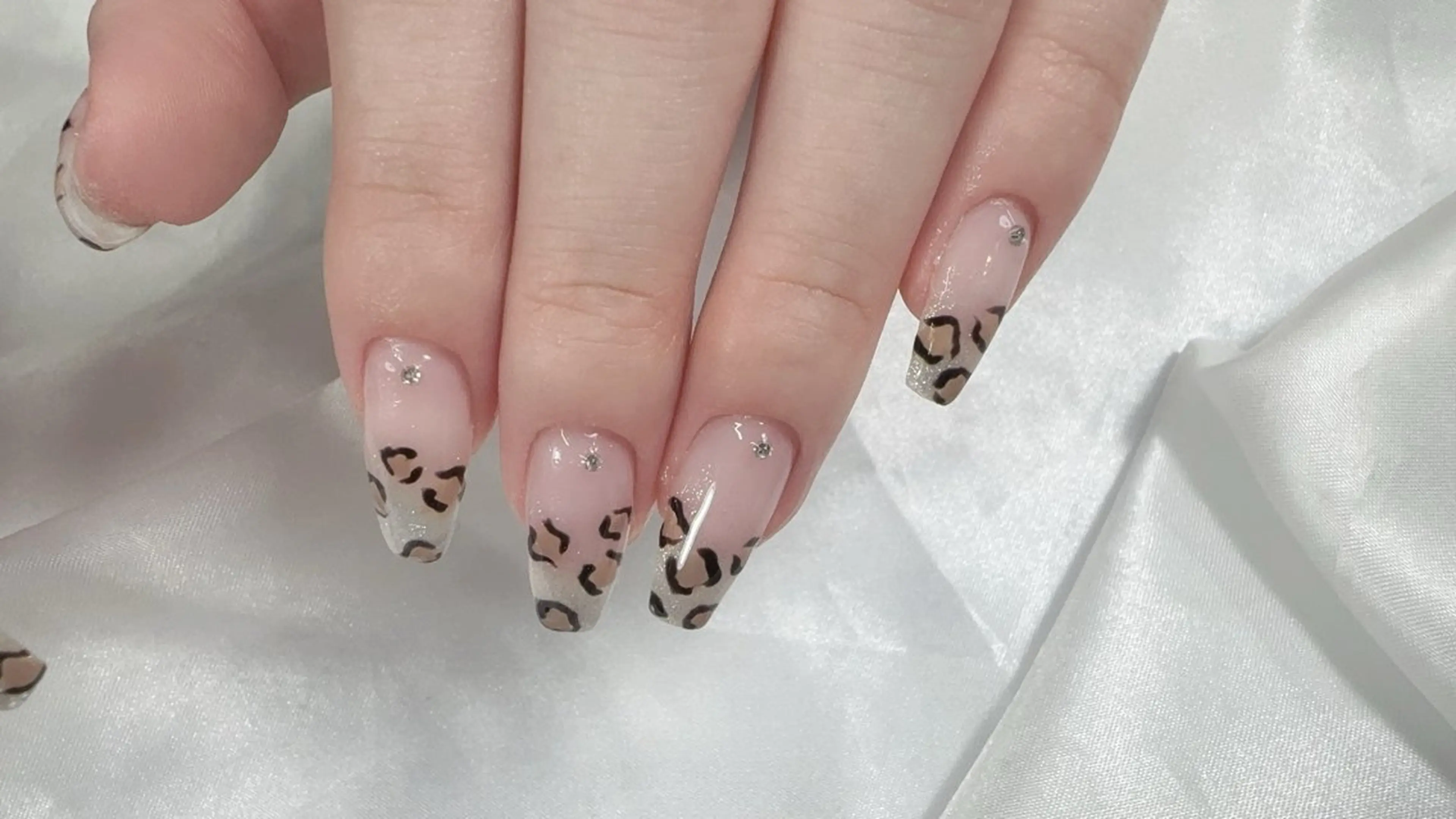 ネイル ハンドネイル Nomi Sachikoのネイルデザイン