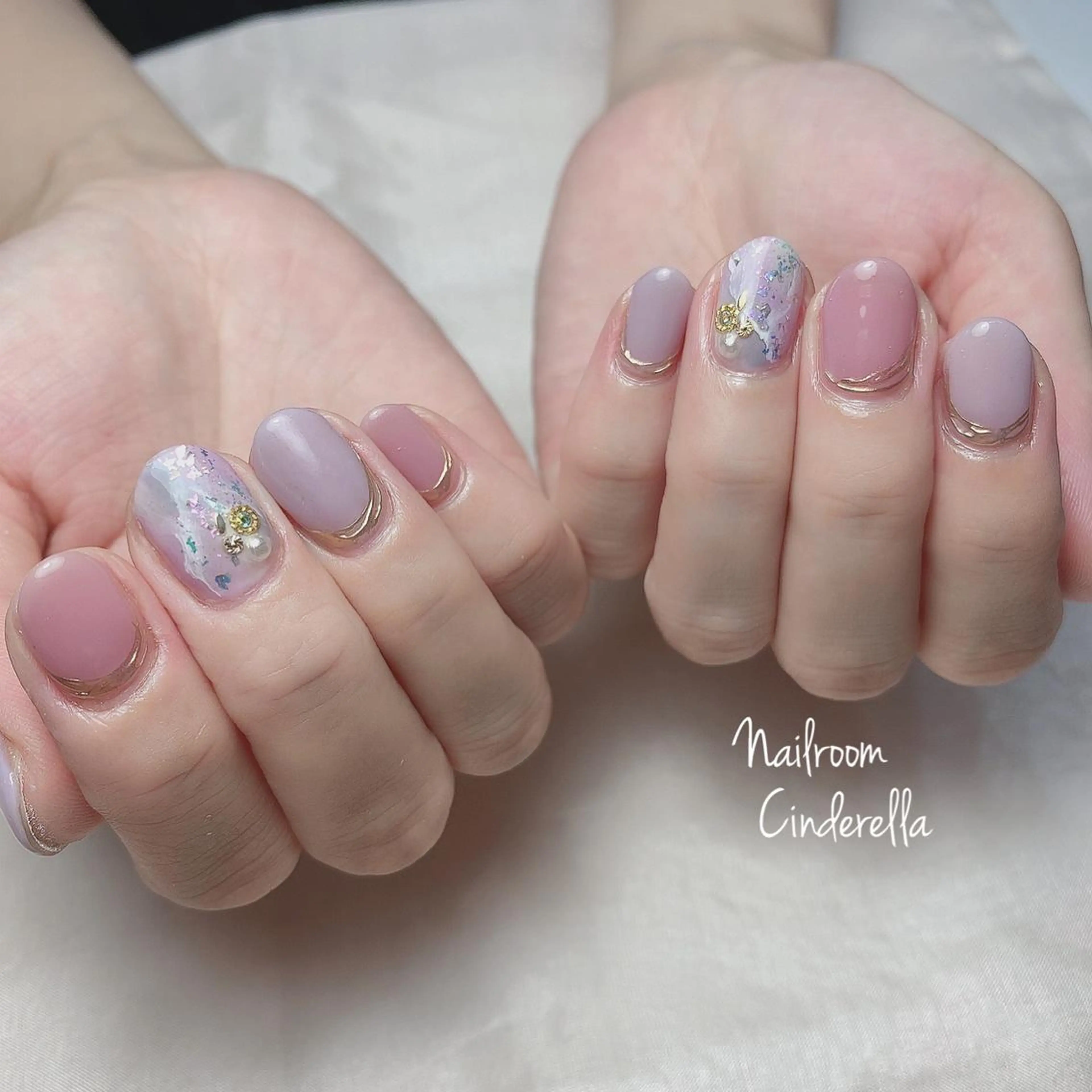 ネイル Nailroom. Cinderellaのネイルデザイン