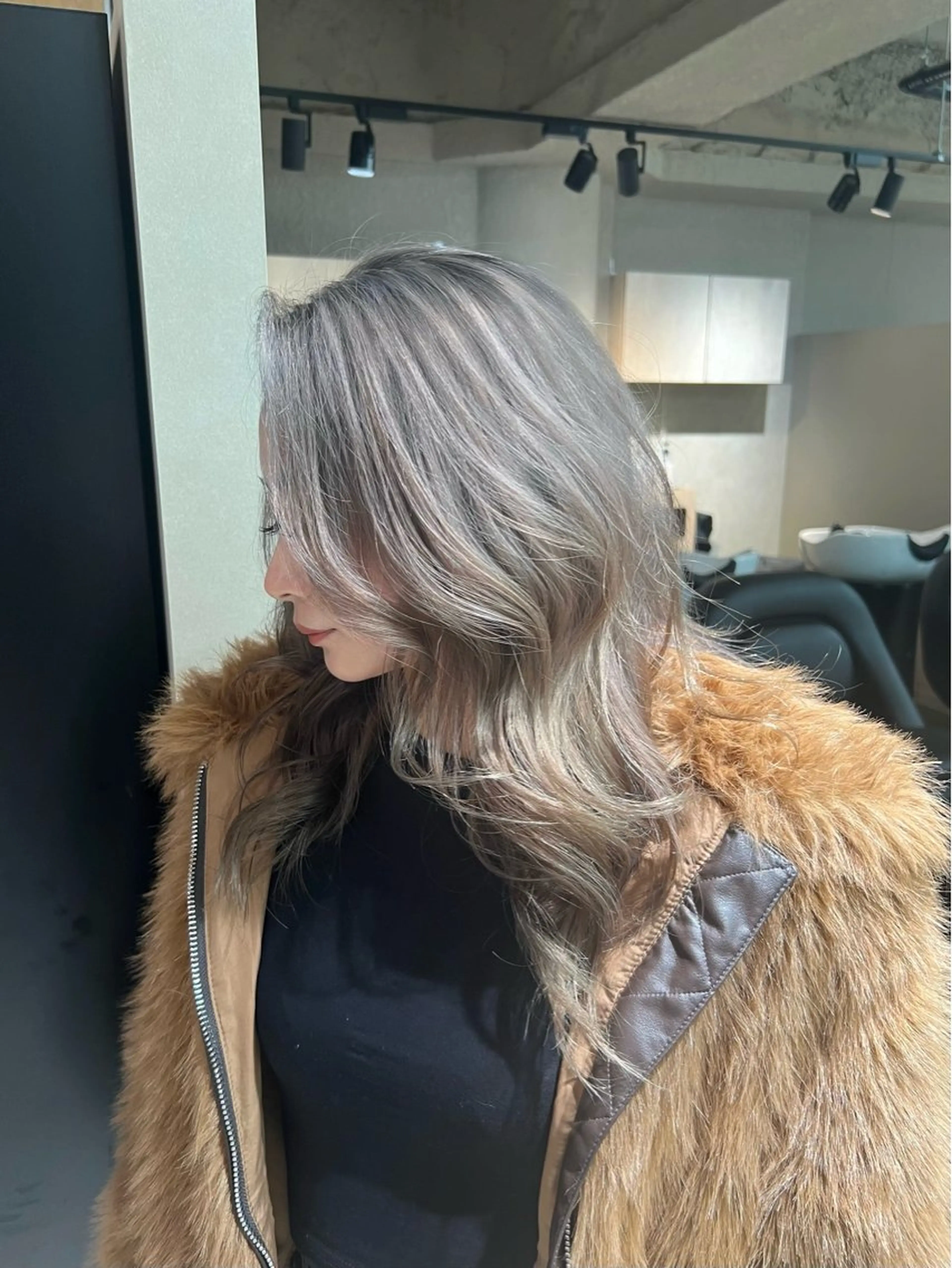 セミロング カラー 💖難波レイヤー カット💖ツバサのヘアスタイル