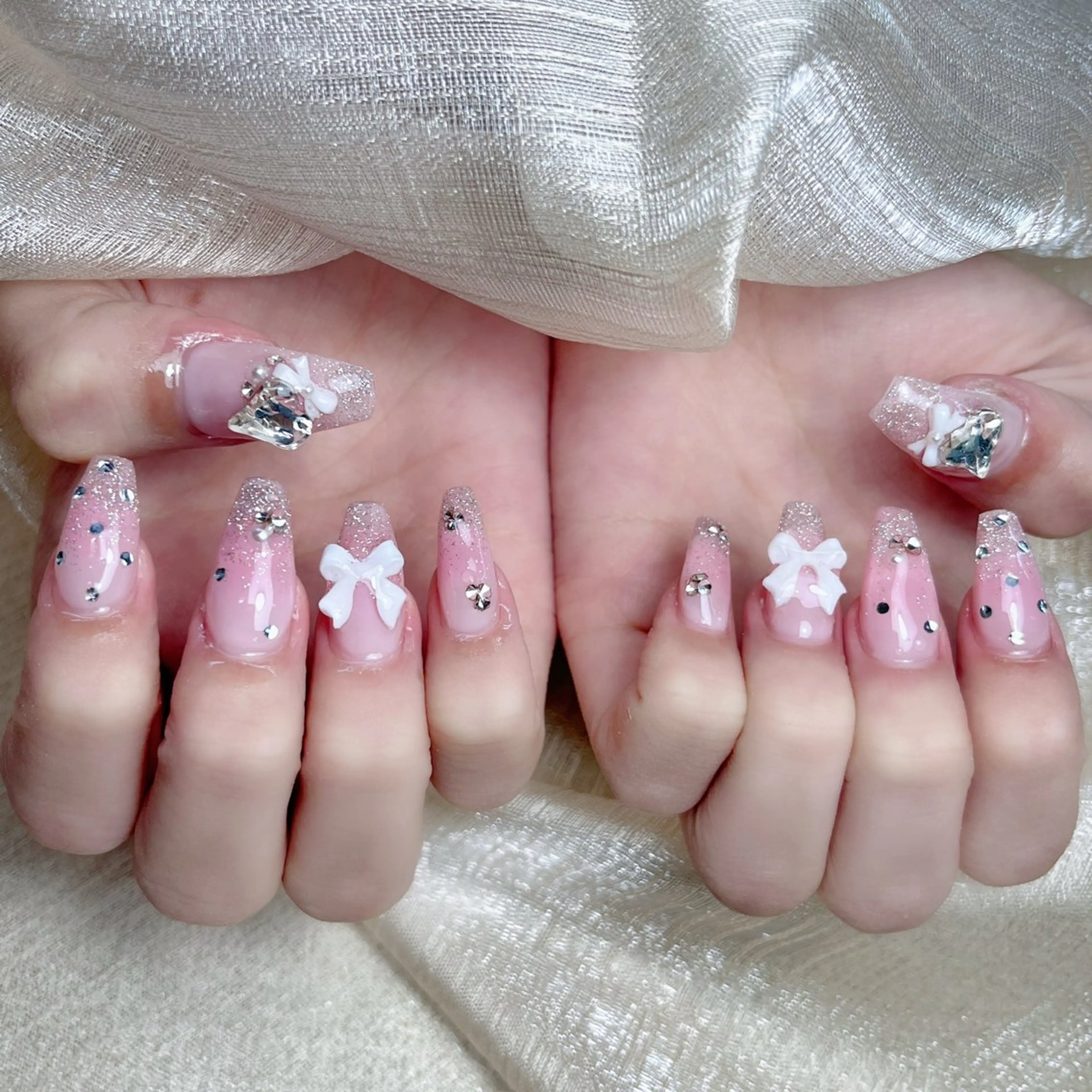 ネイル ハンドネイル ハンドケア ちごみ Novaのネイルデザイン