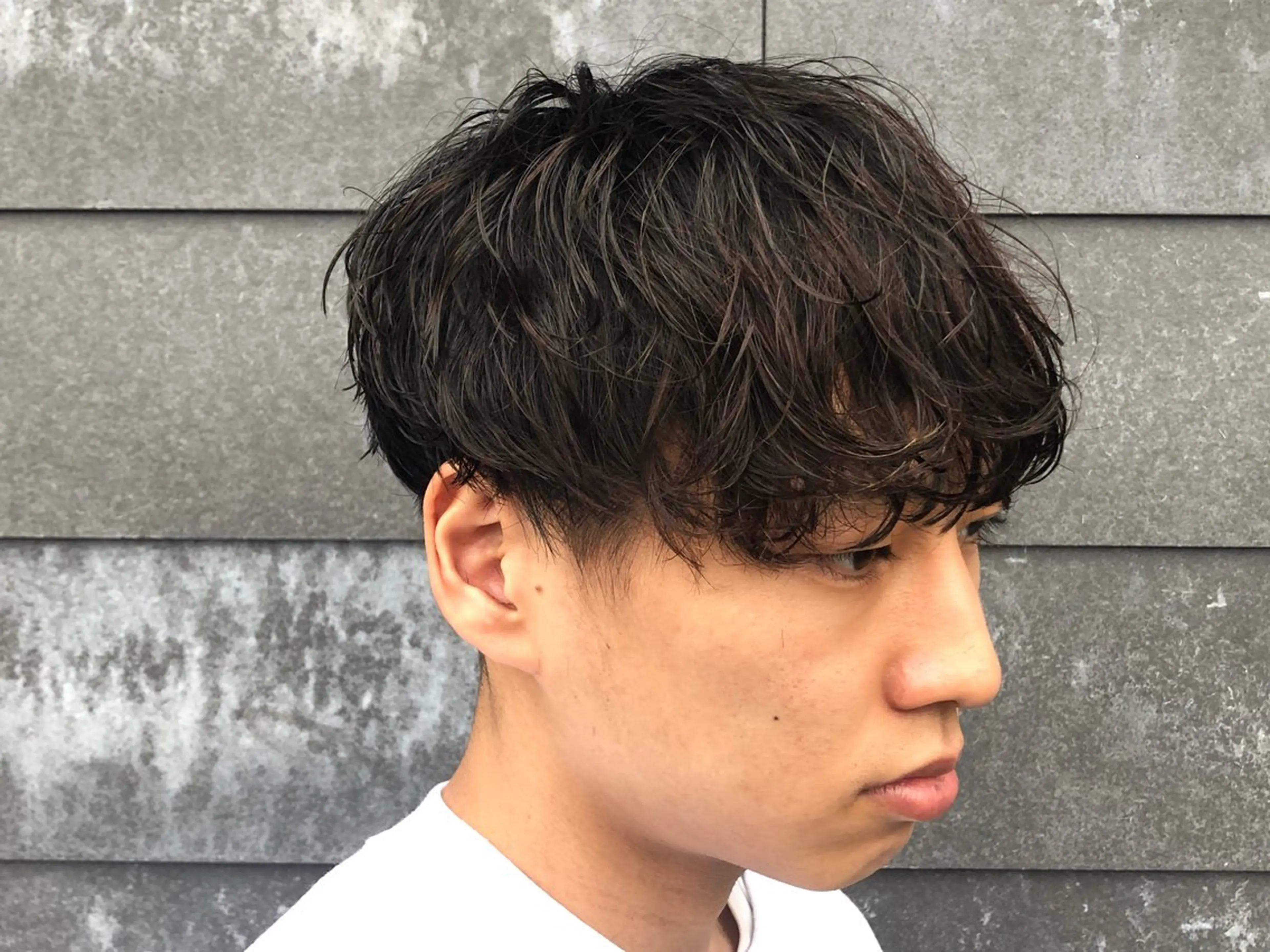 ショート パーマ メンズ マッシュ メンズパーマ Hwyl by Niau MEN'S HAIR所属・原口 颯太のヘアスタイル
