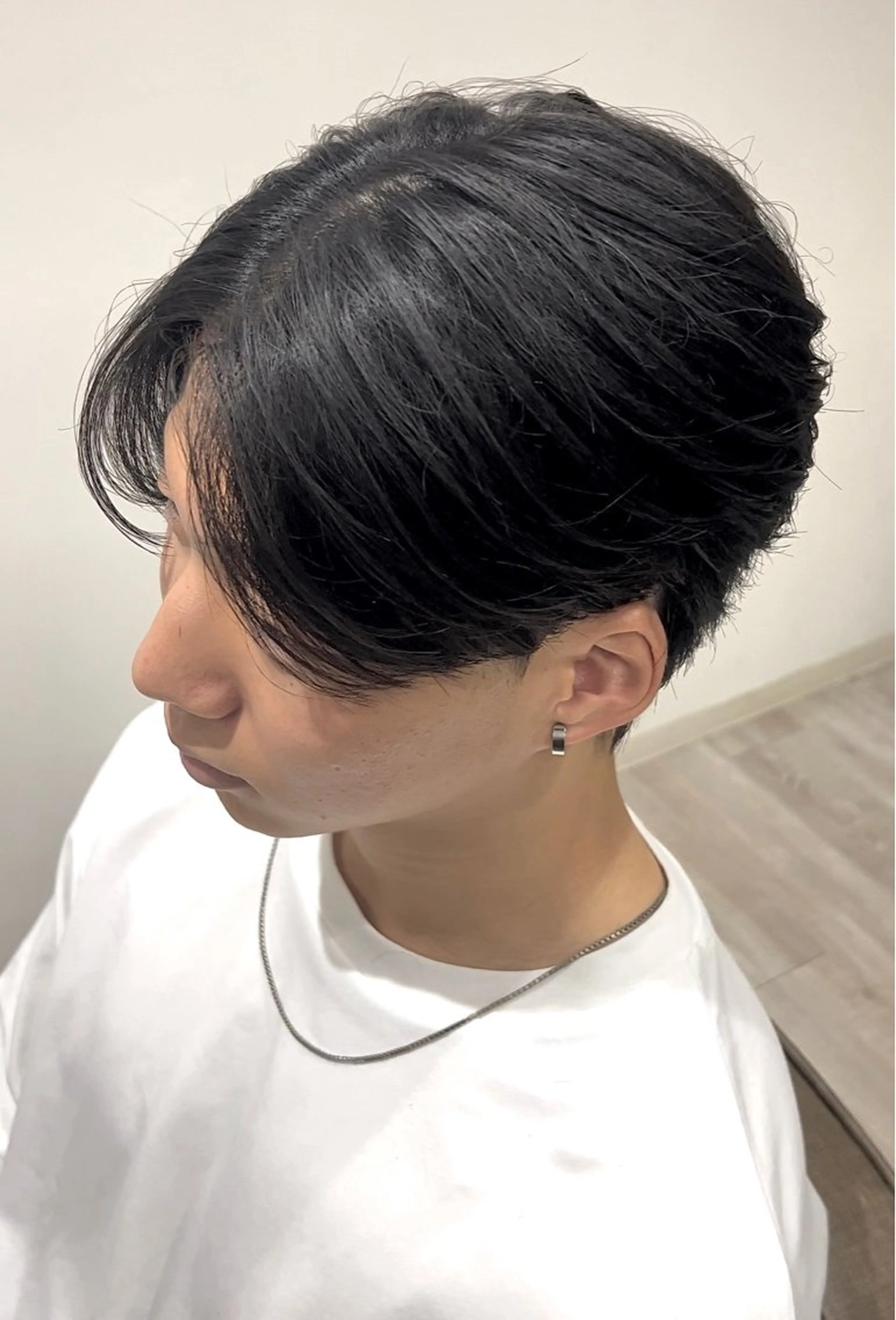 ミディアム パーマ メンズ ミディアムパーマ メンズパーマ ニュアンスパーマ カット 奥村 悠晏のヘアスタイル