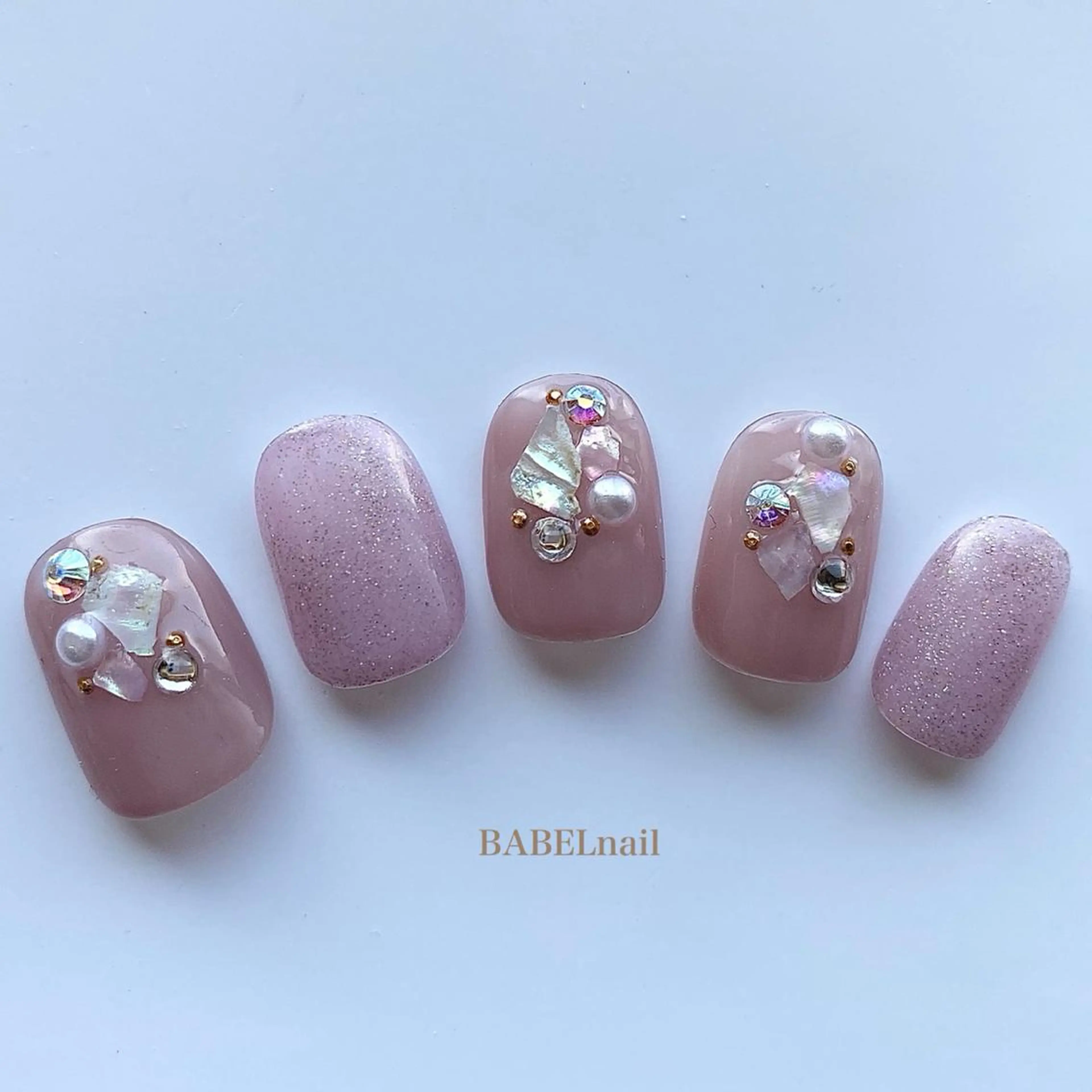 ネイル アートネイル オフィスネイル ショートネイル ハンドネイル BABELバベル所属・江戸川橋✨BABEL 【バベル】大人可愛いのネイルデザイン