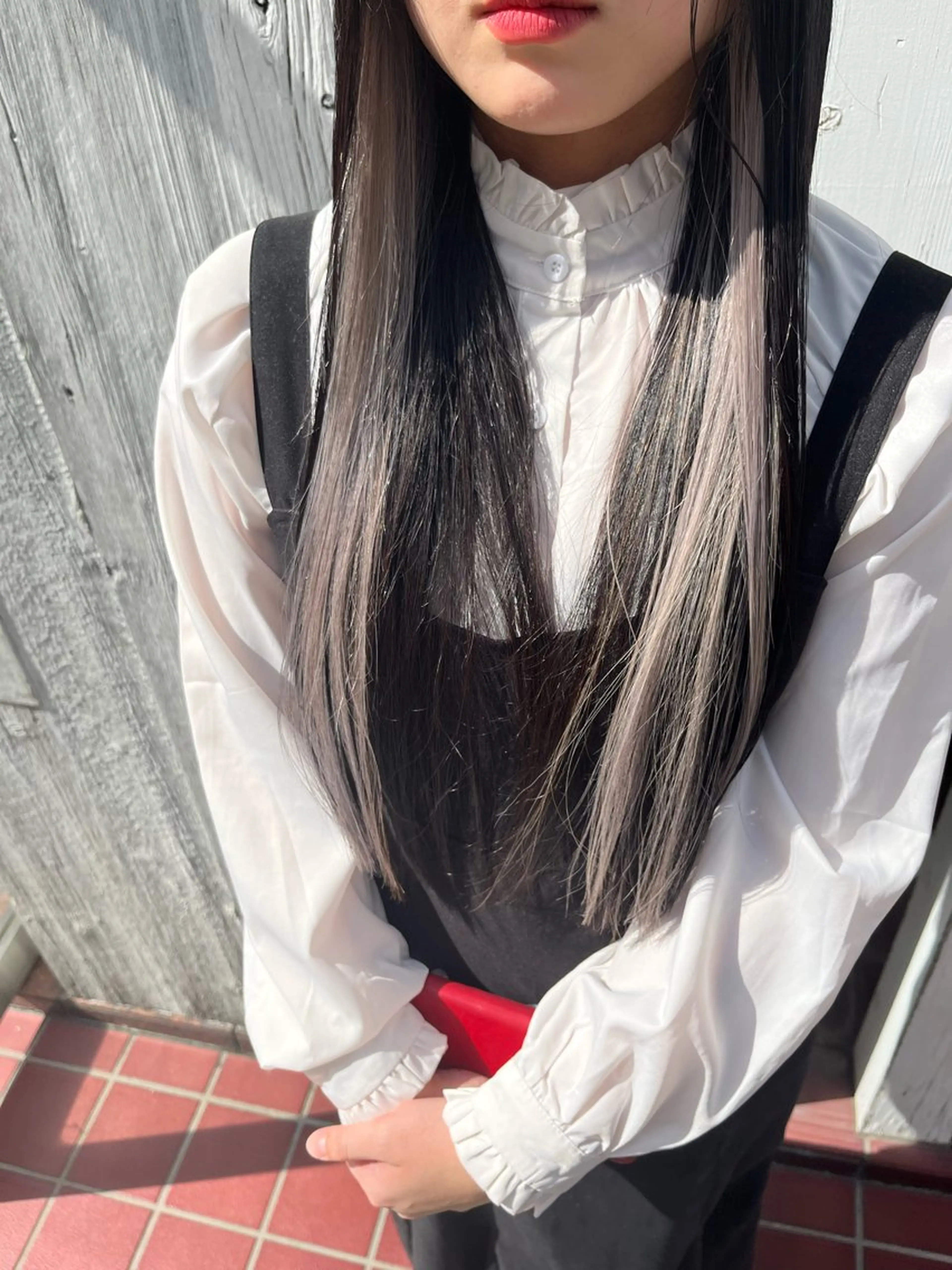 セミロング カラー インナーカラー ヘアカラー トリートメント 🫧艶髪デザイナー 🫧白石航汰のヘアスタイル