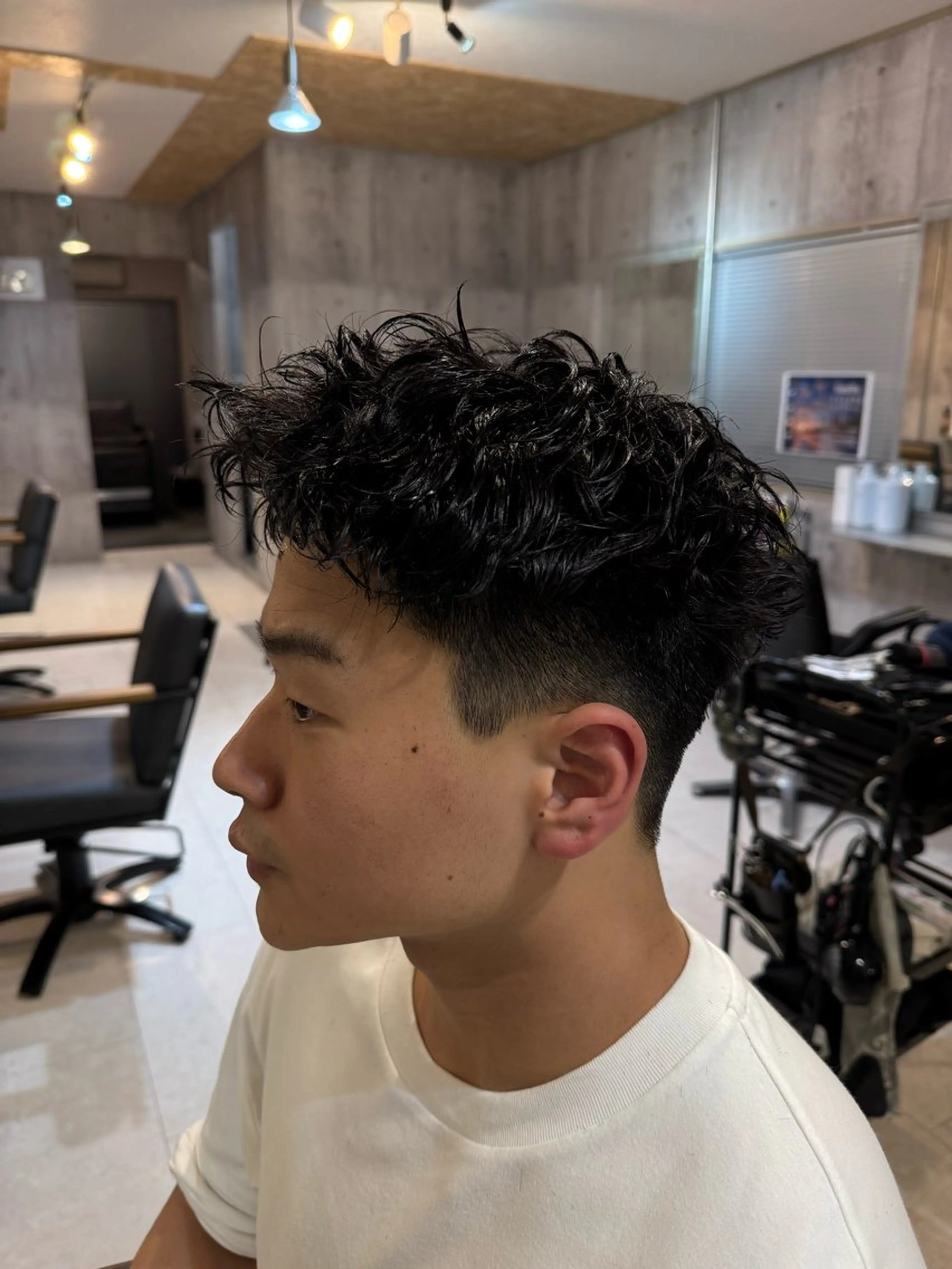 ショート パーマ メンズ カット パーマ 坂井 琉生のヘアスタイル