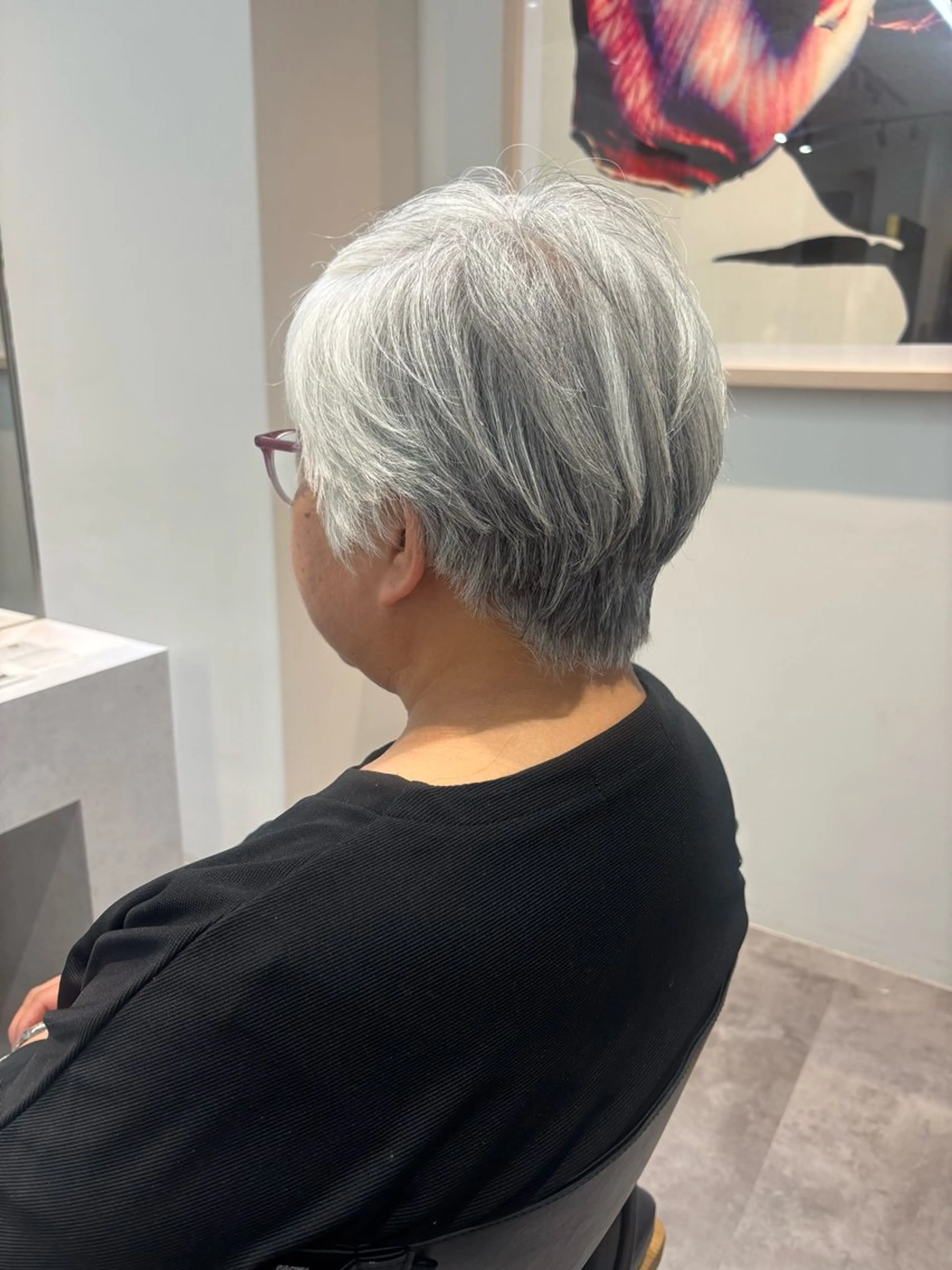 ショート カラー ヘアアレンジ マエダ アズミ🌱のヘアスタイル