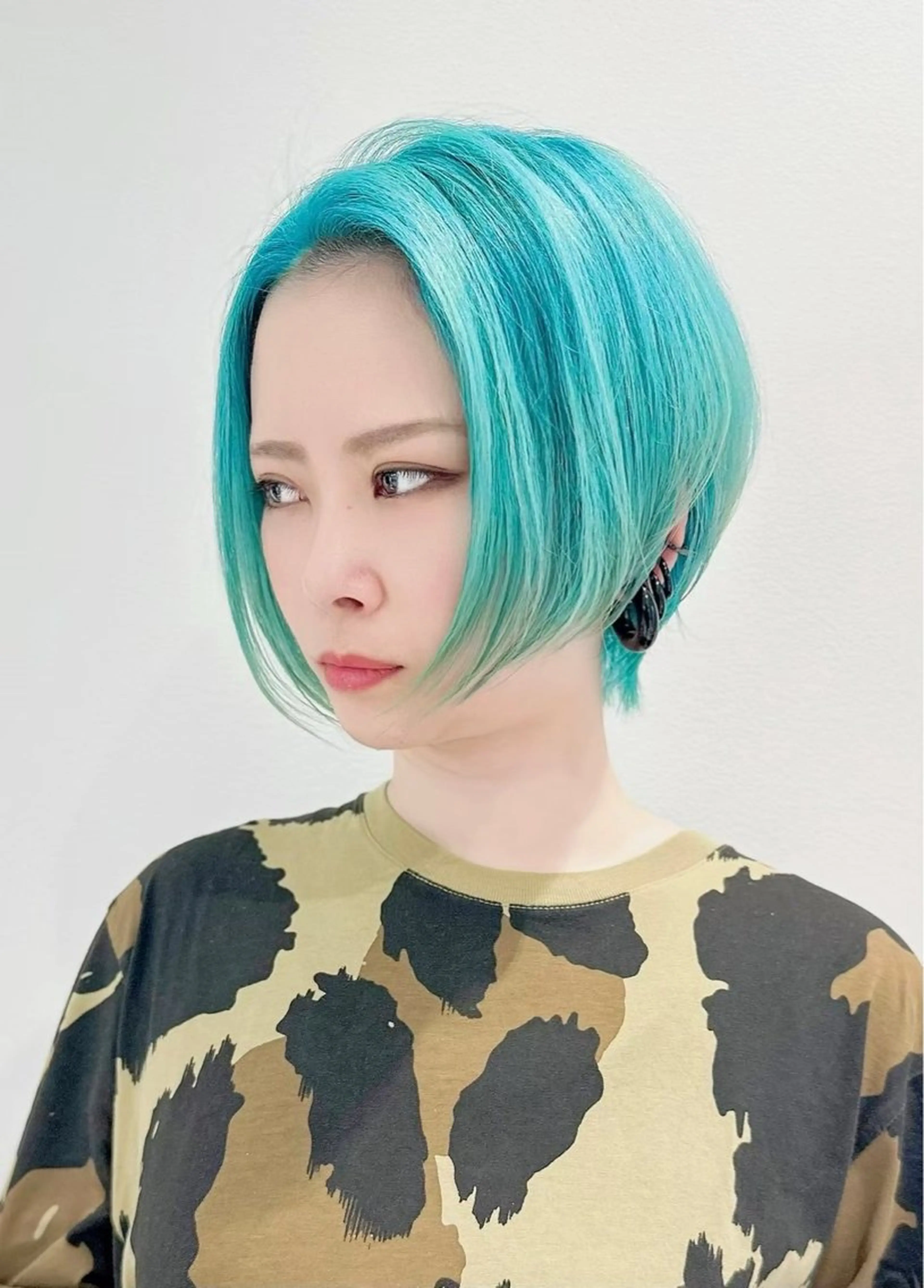 榎本 雪来 LEV.のヘアスタイル