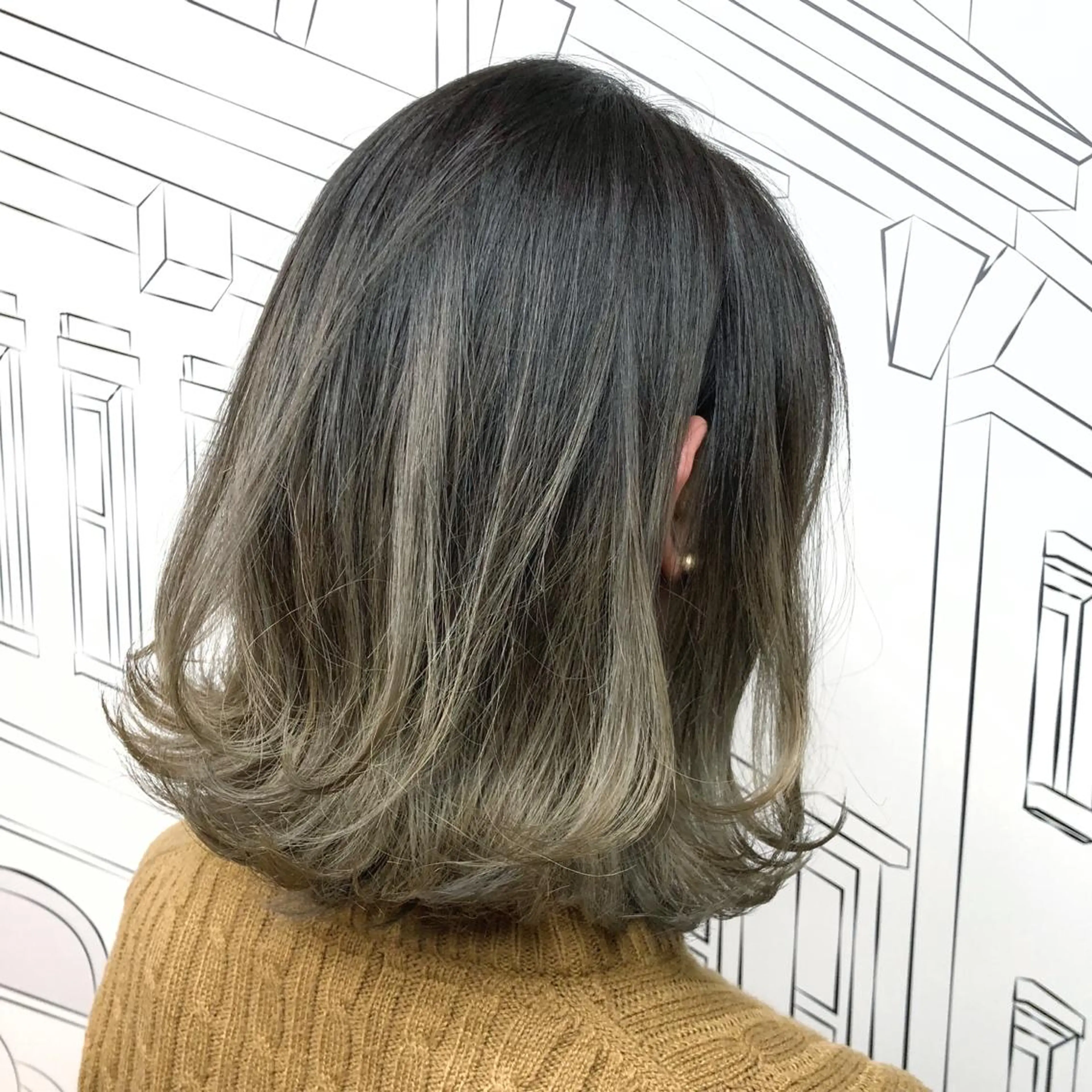 ミディアム カラー グラデーションカラー グレージュ レイヤー⭐️カラー ⭐️平川雅史のヘアスタイル