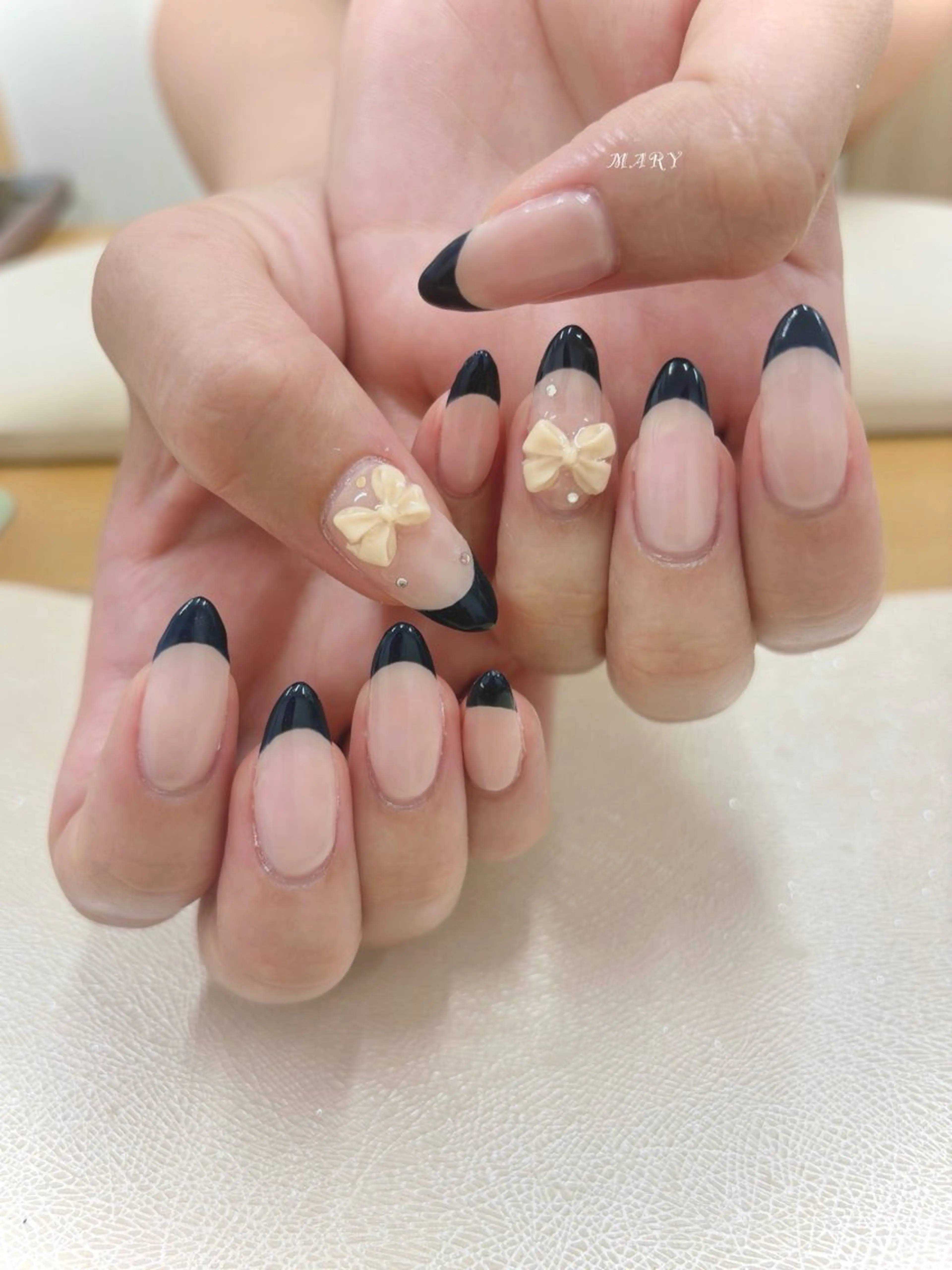 ネイル フレンチネイル ニュアンスネイル リボン ハンドネイル Mary nail所属・Mary nail .narumiのネイルデザイン