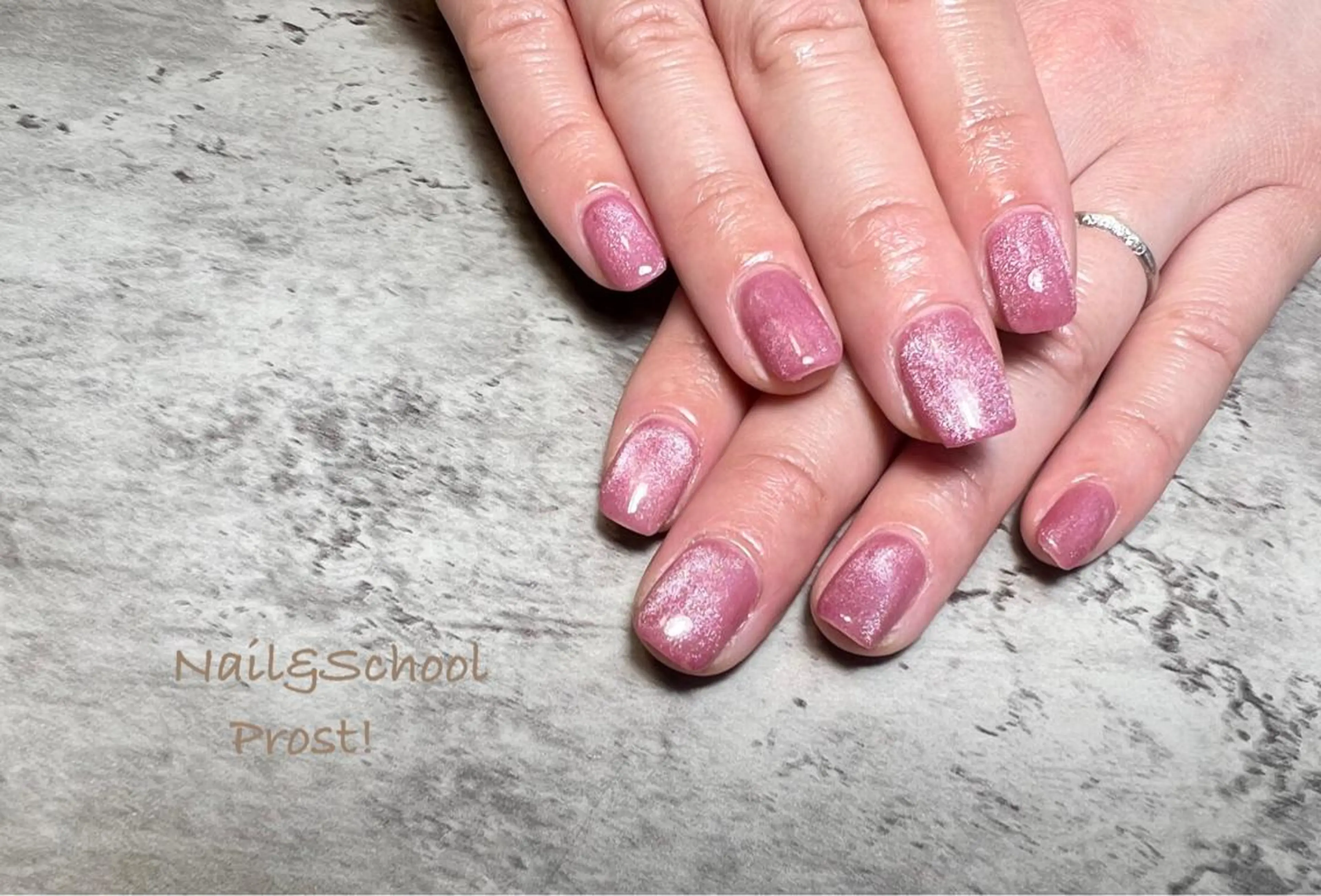 ネイル マグネットネイル Nails Prost!のネイルデザイン