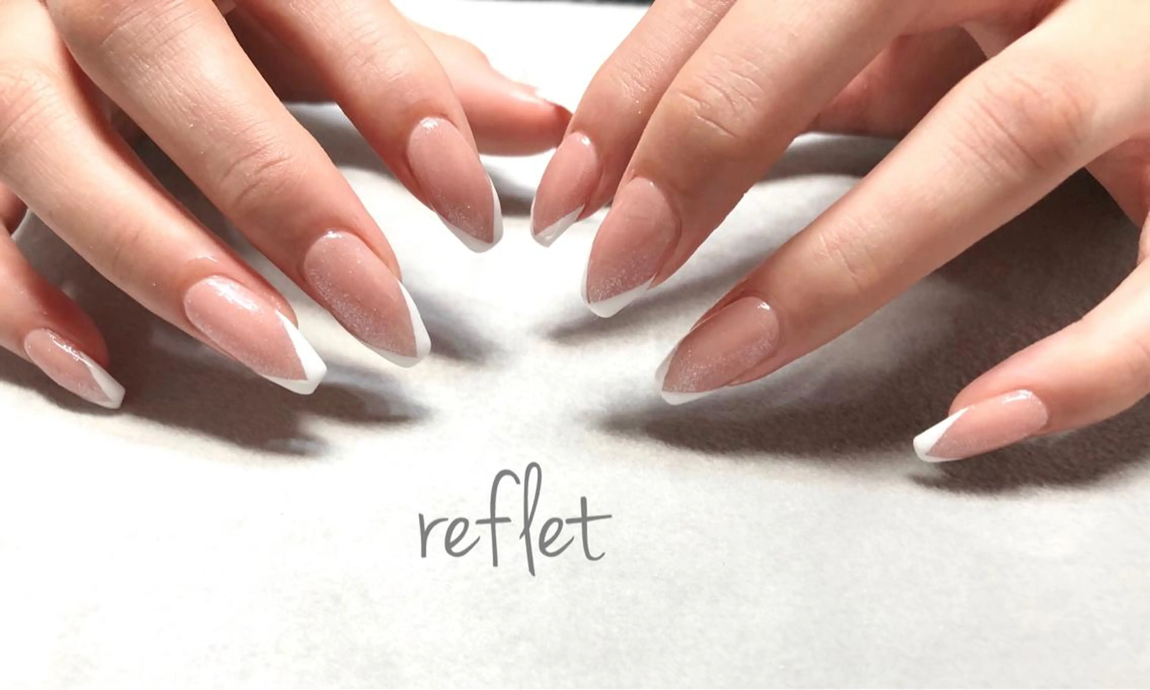 ネイル フレンチネイル ラメ(グリッター) ロングネイル ハンドネイル reflet nailのネイルデザイン