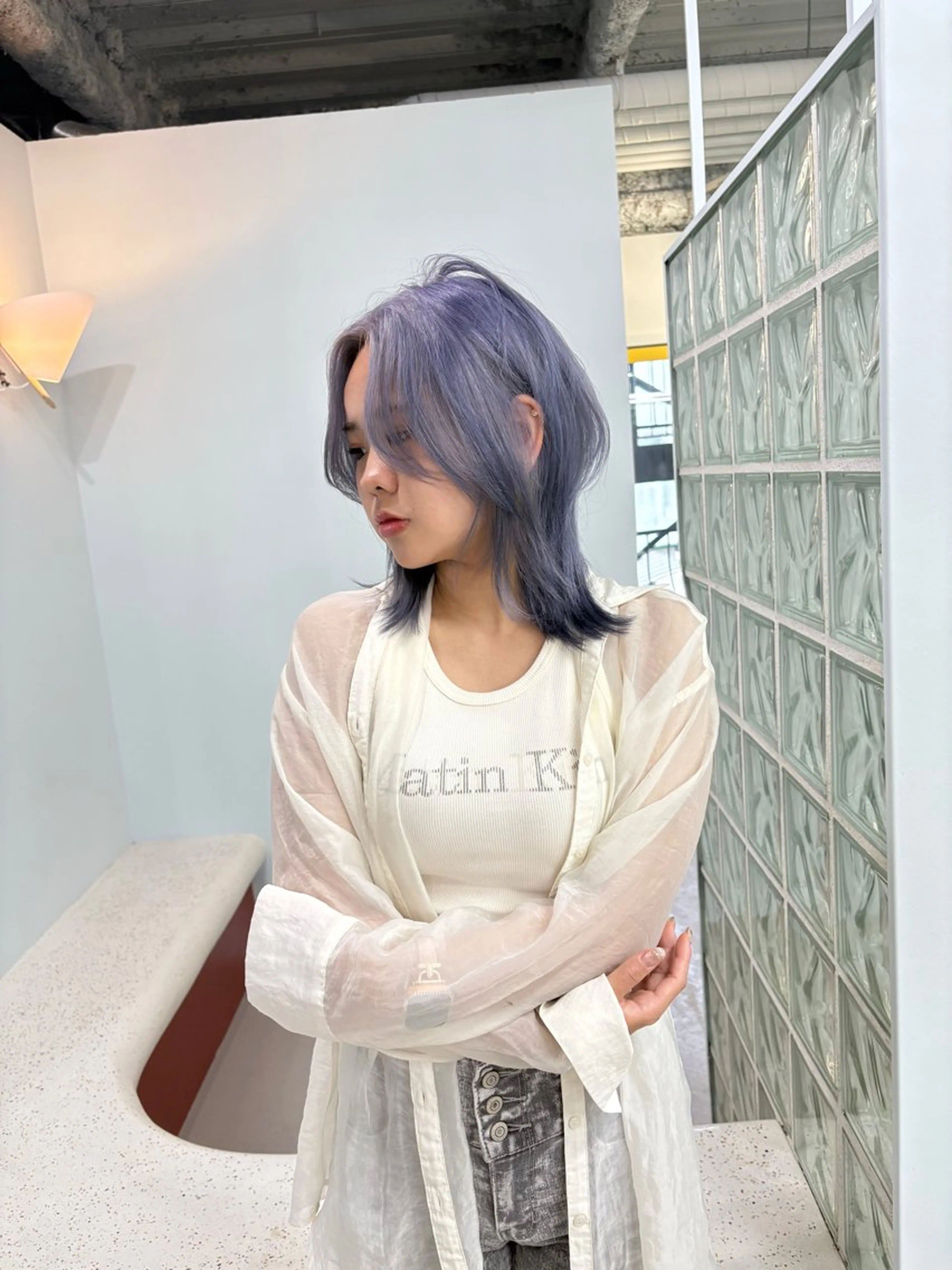 カラー シルバー ヘアカラー qulim hair所属・【qulim】松尾 香透のヘアスタイル