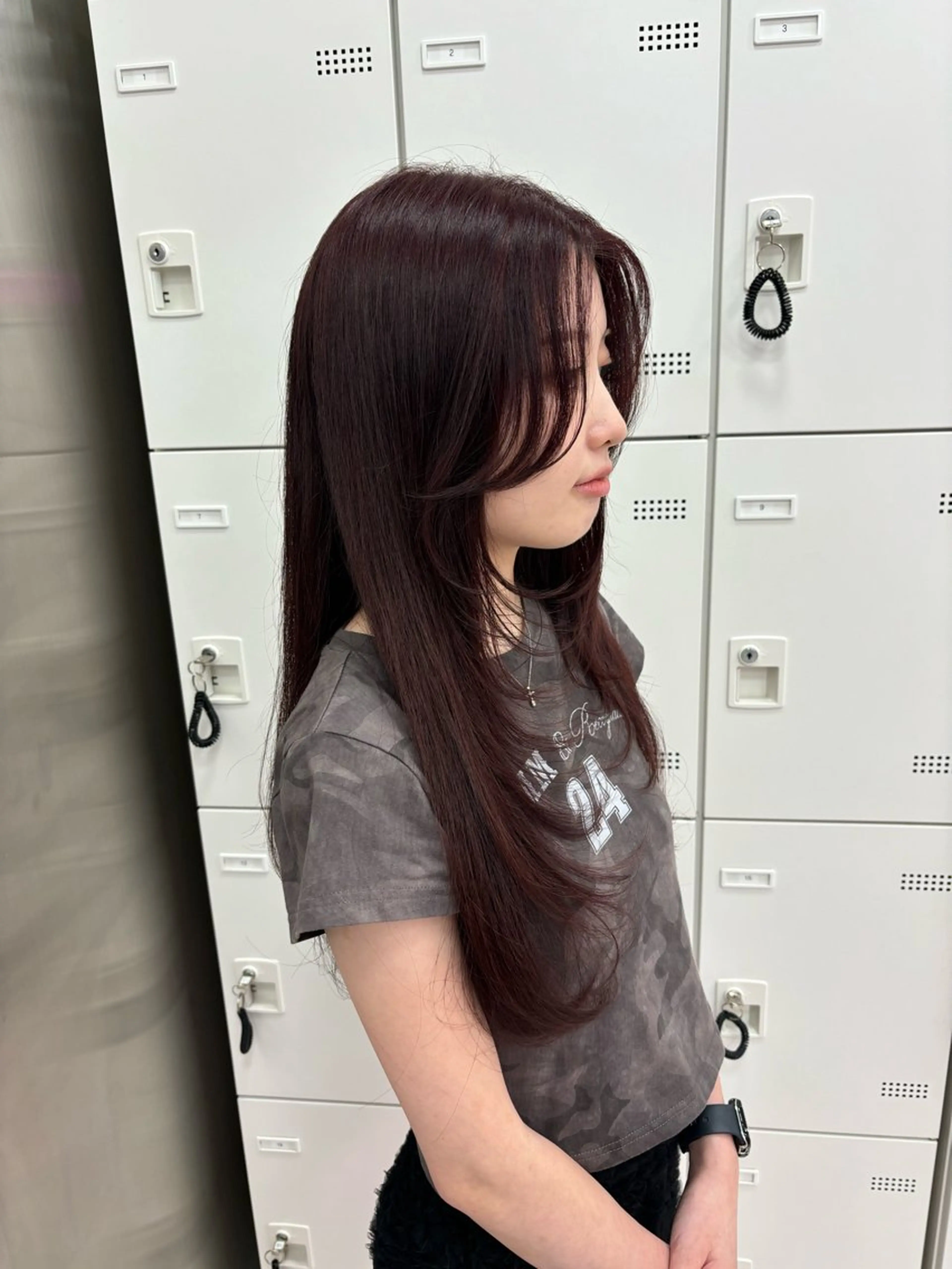 ロング カラー 韓国レイヤー ハッシュカットのヘアスタイル
