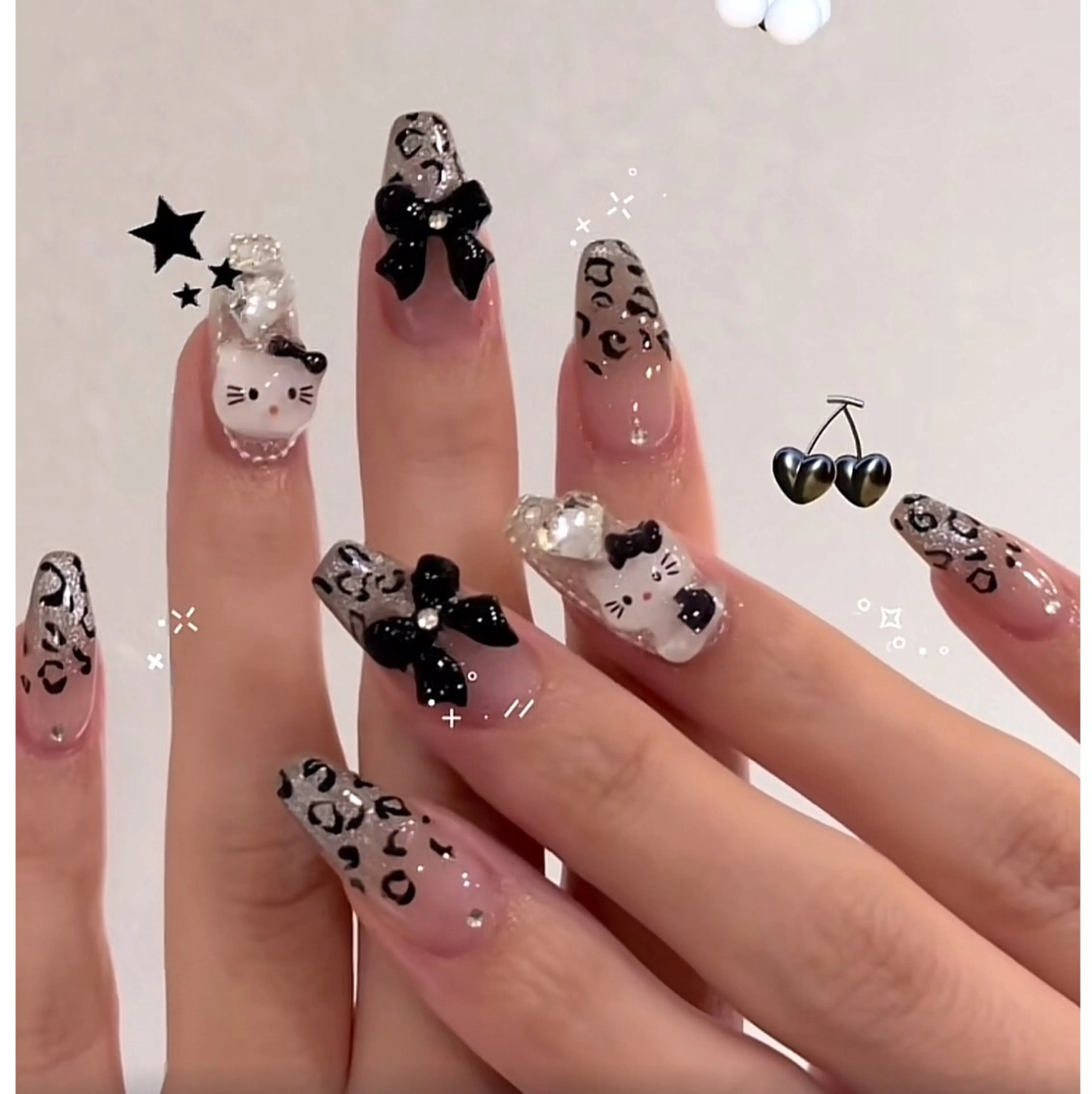 ネイル アートネイル ジェルネイル グラデーション マグネットネイル ニュアンスネイル ハンドネイル Ryu Nail Studio所属・Ryu Nail 新大久保のネイルデザイン