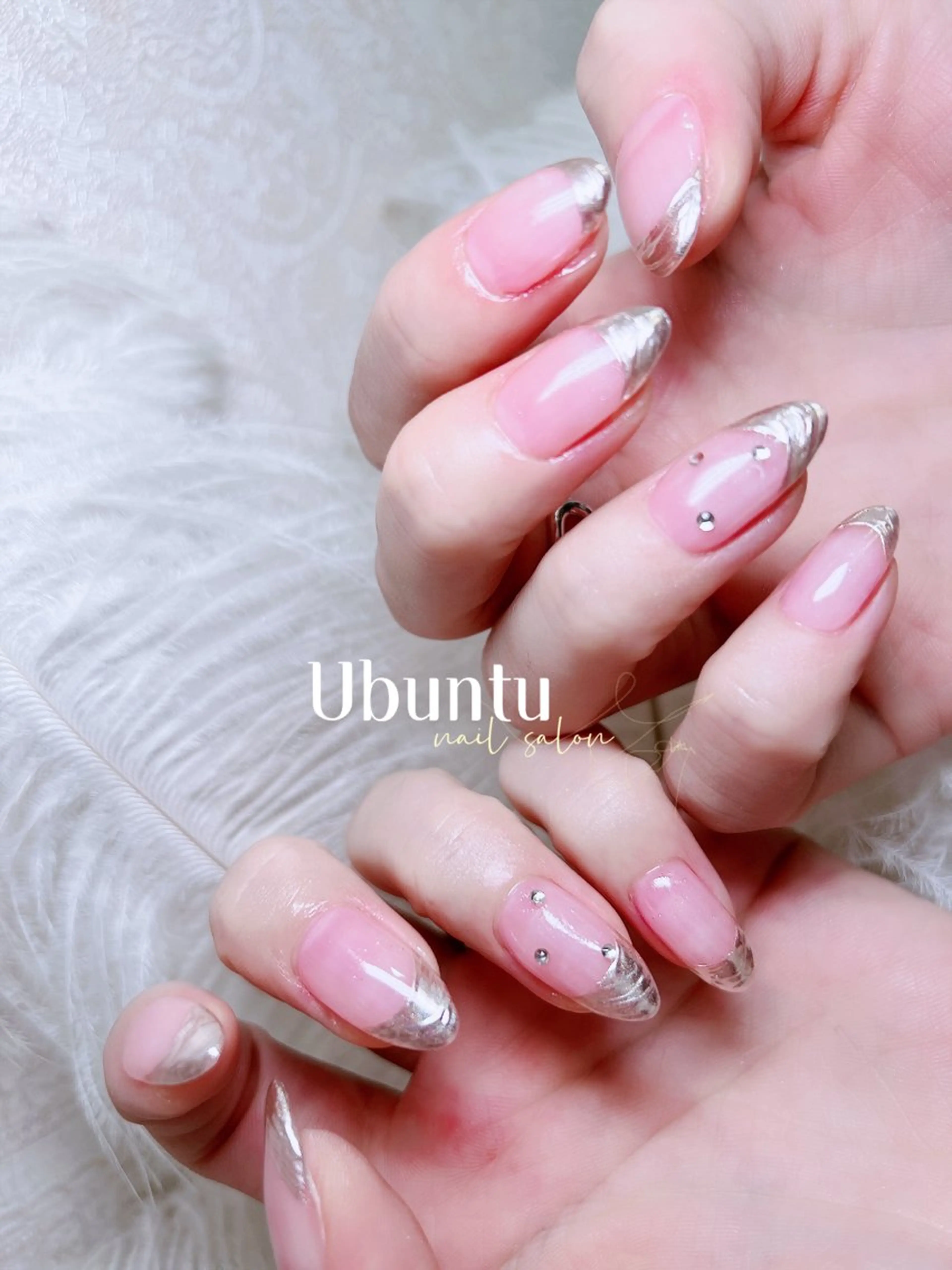ネイル アートネイル フレンチネイル ミラーネイル ワンホンネイル ハンドネイル Ubuntu🎀 ネイルサロン✨のネイルデザイン