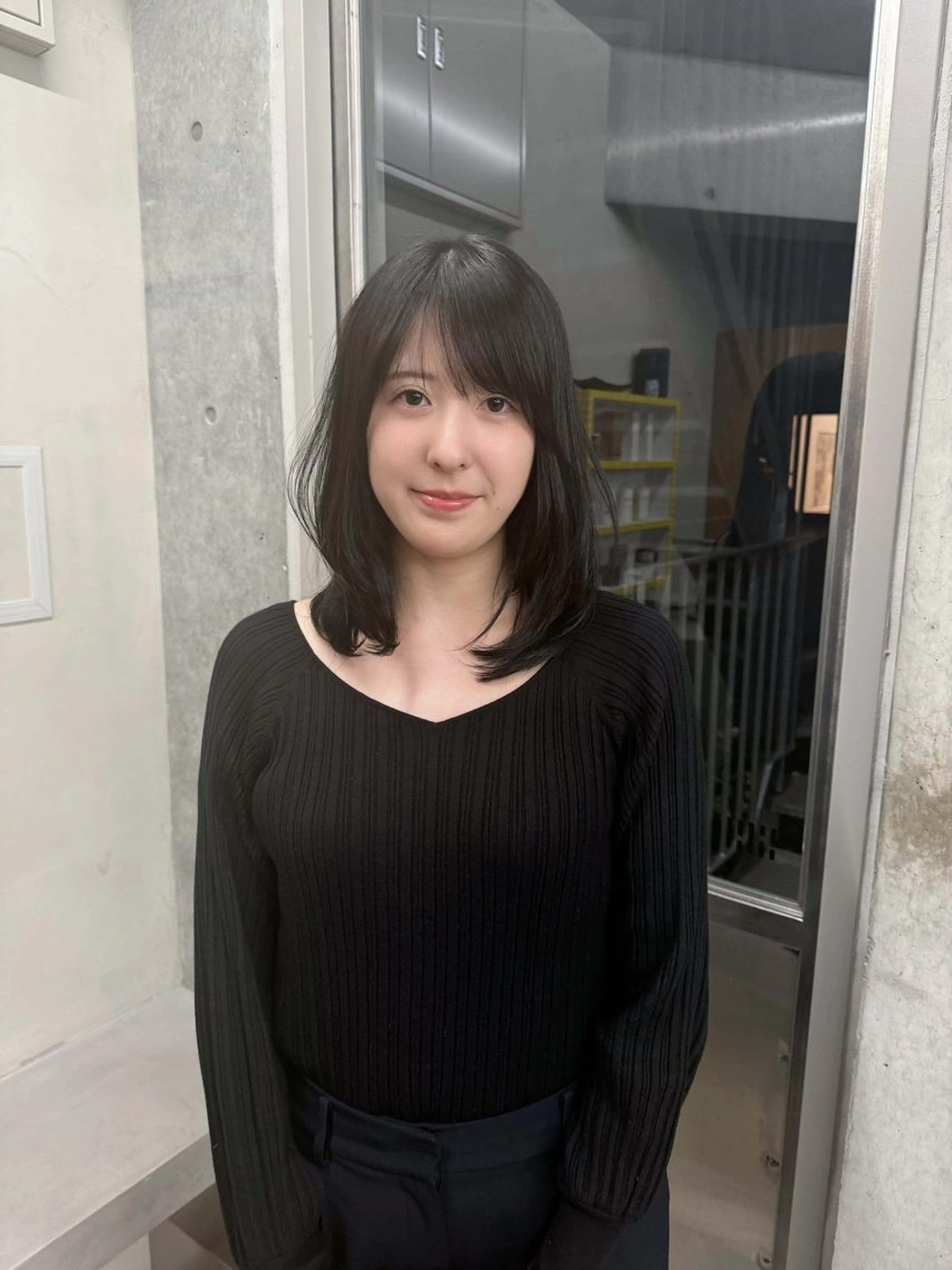 セミロング カラー アッシュ ベージュカラー ケアカラー 透明感カラー オリーブベージュ カット ヘアカラー トリートメント レイヤー/梅田/ HIKARU🍀のヘアスタイル