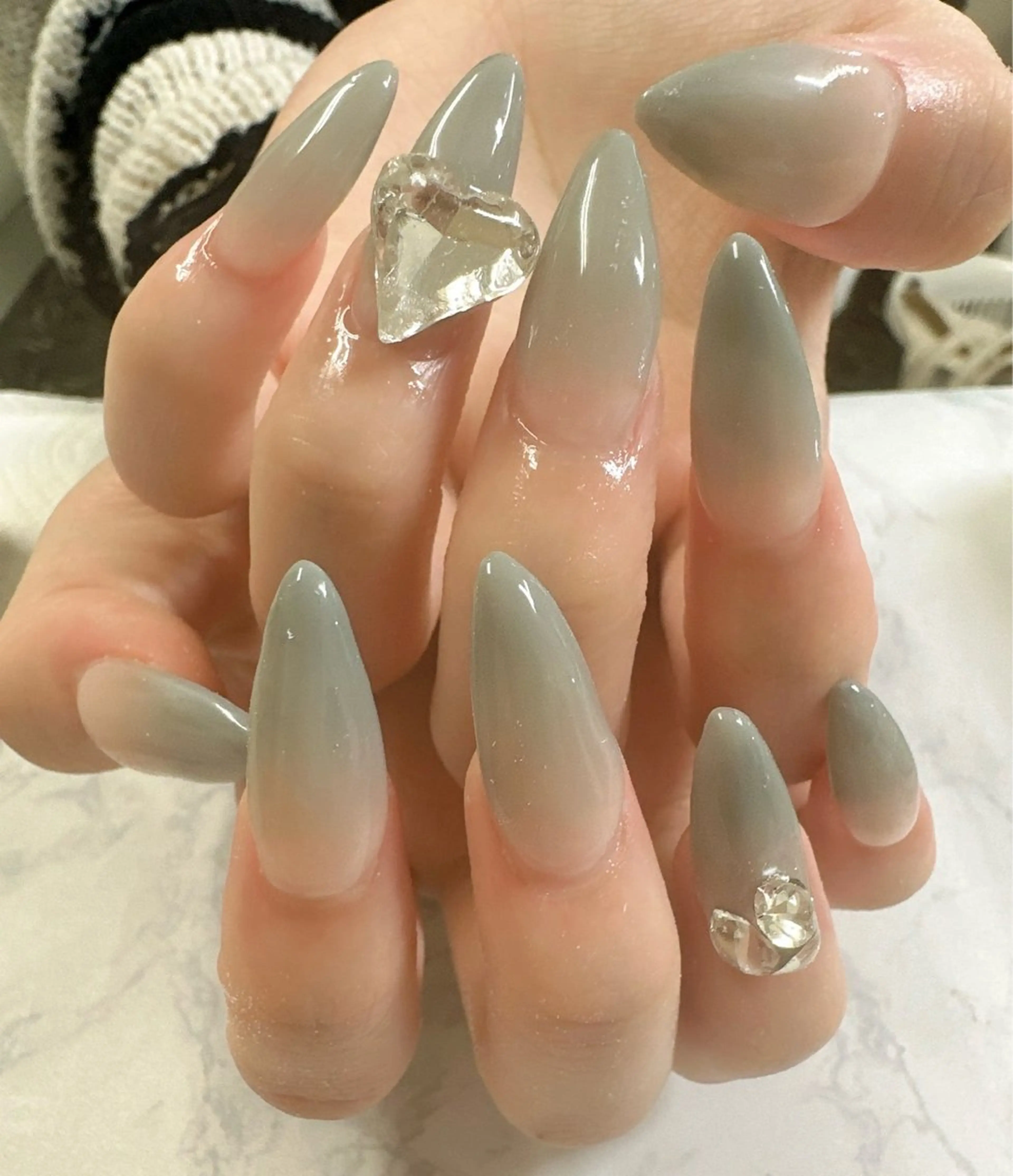 ネイル Minoan Tのネイルデザイン