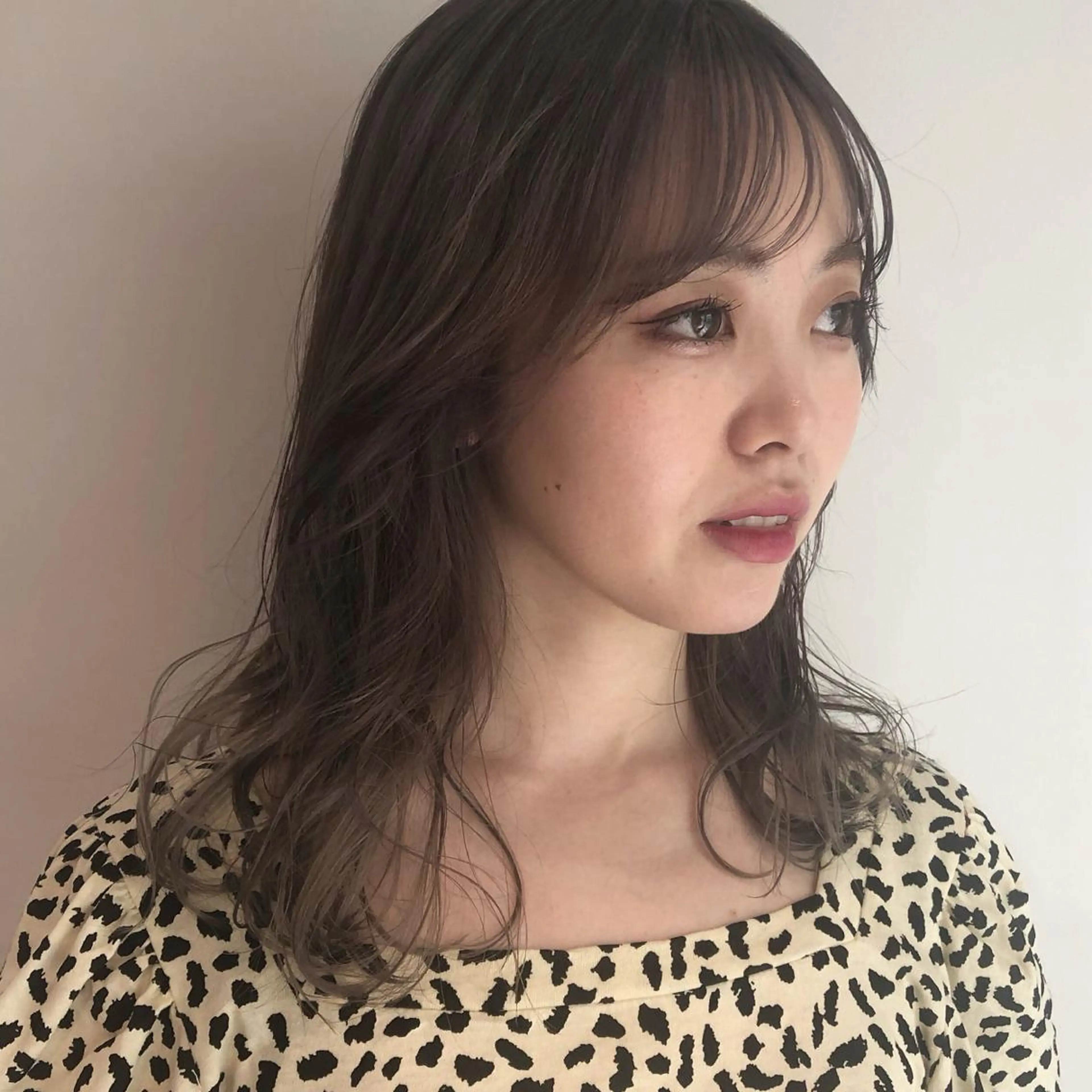 ミディアム カラー ラベンダーカラー ラベンダーグレー spooopy所属・🕊大垣 めぐみ🕊のヘアスタイル