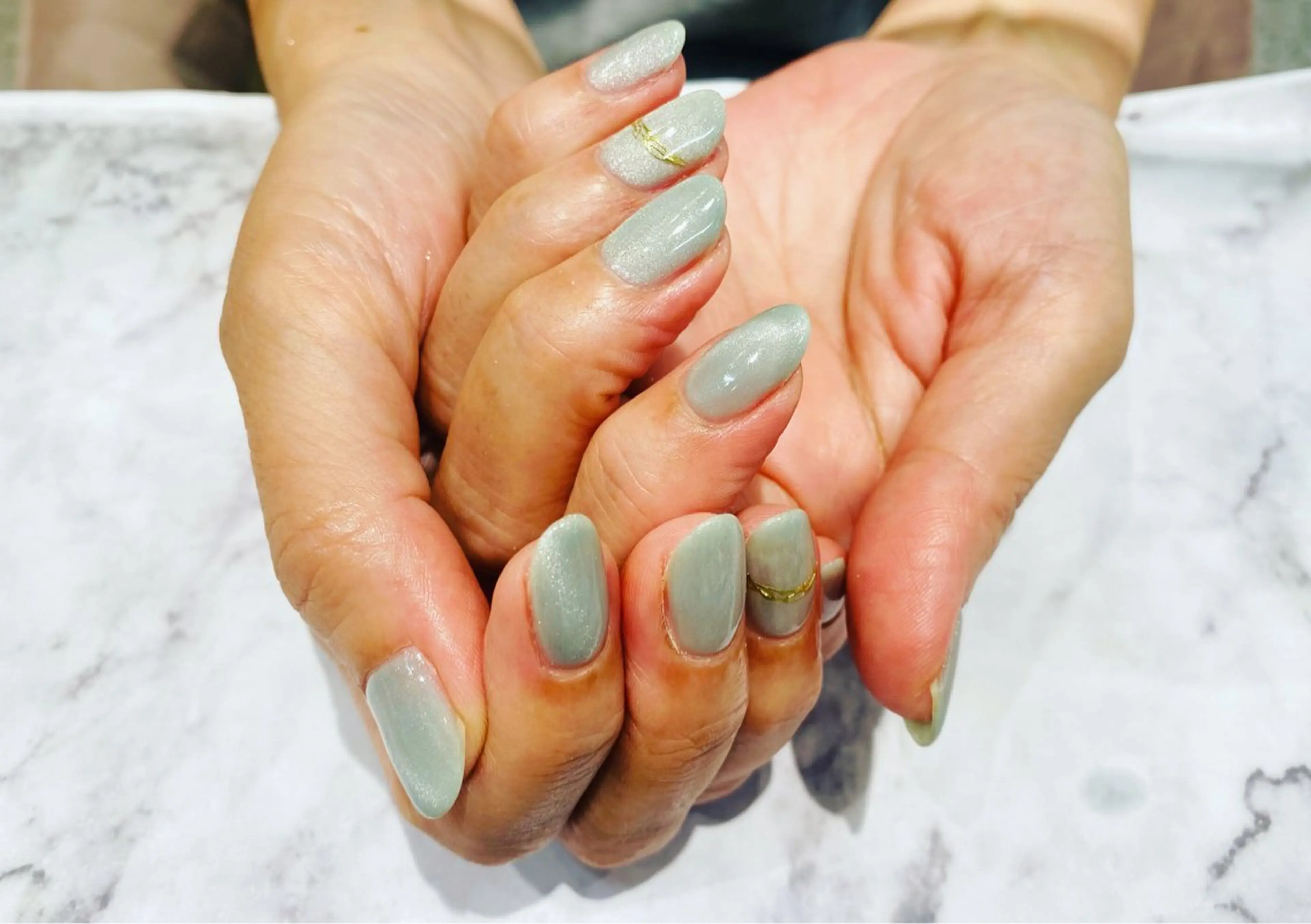 ネイル マグネットネイル ミラーネイル ハンドネイル ネイルサロン nail_upのネイルデザイン