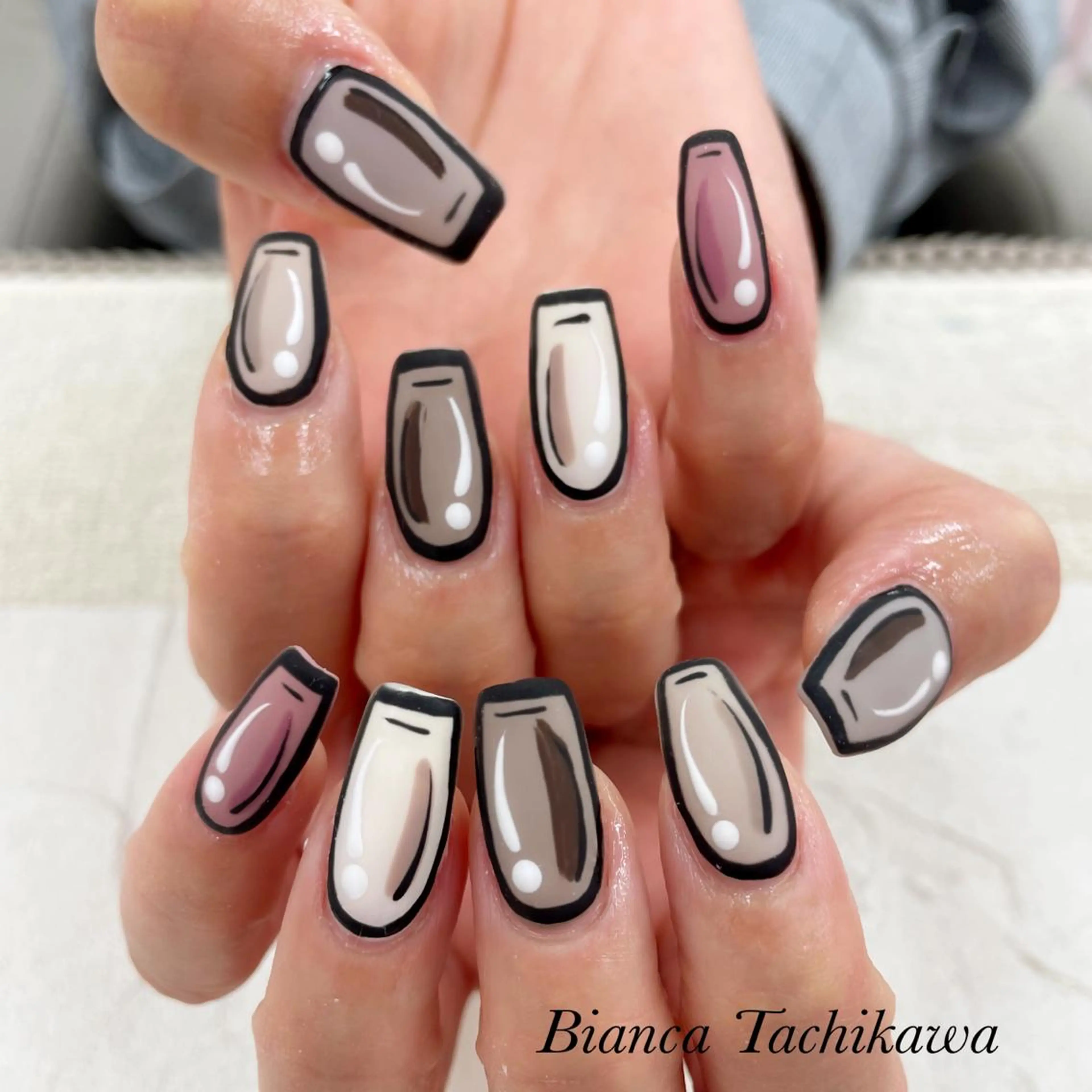 ネイル アートネイル 長さ出し フットネイル ジェルネイル キラキラネイル ハンドネイル Bianca高円寺店 やまね💅💕のネイルデザイン