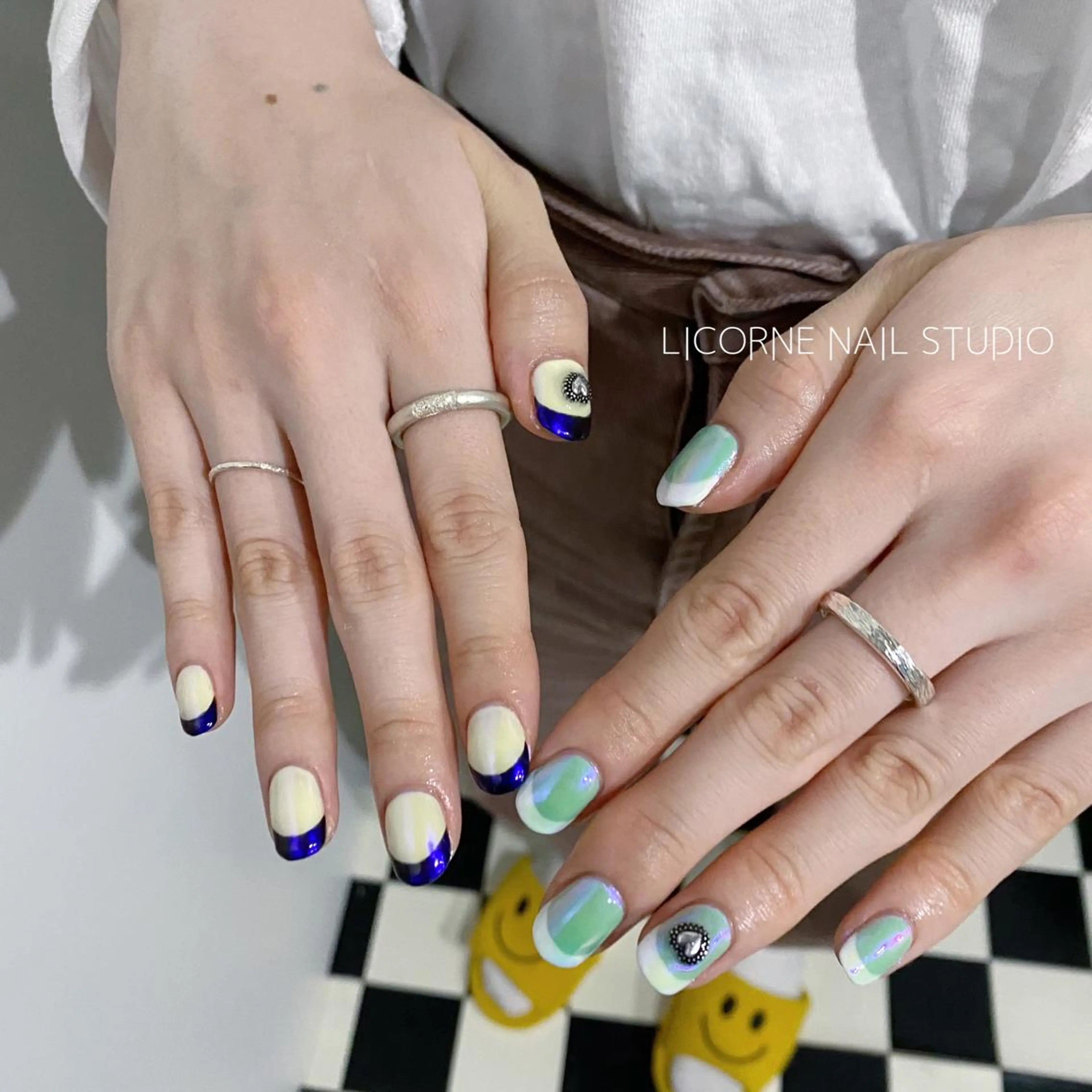 ネイル 氷ネイル・うるうるネイル 韓国ネイル ハンドネイル Nail by Licorneのネイルデザイン