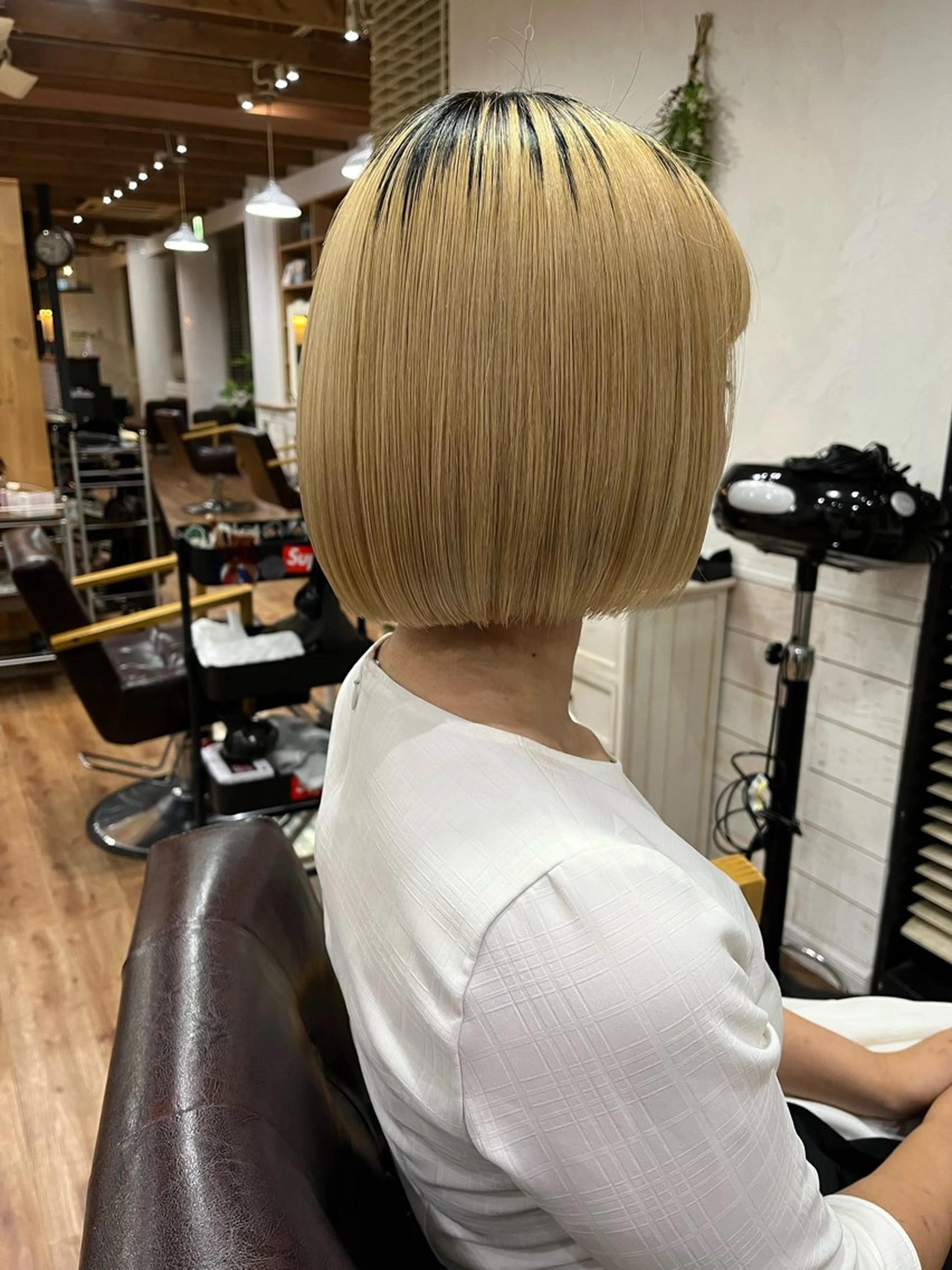 ショート カット ヘアカラー Little名駅 wakahaのヘアスタイル